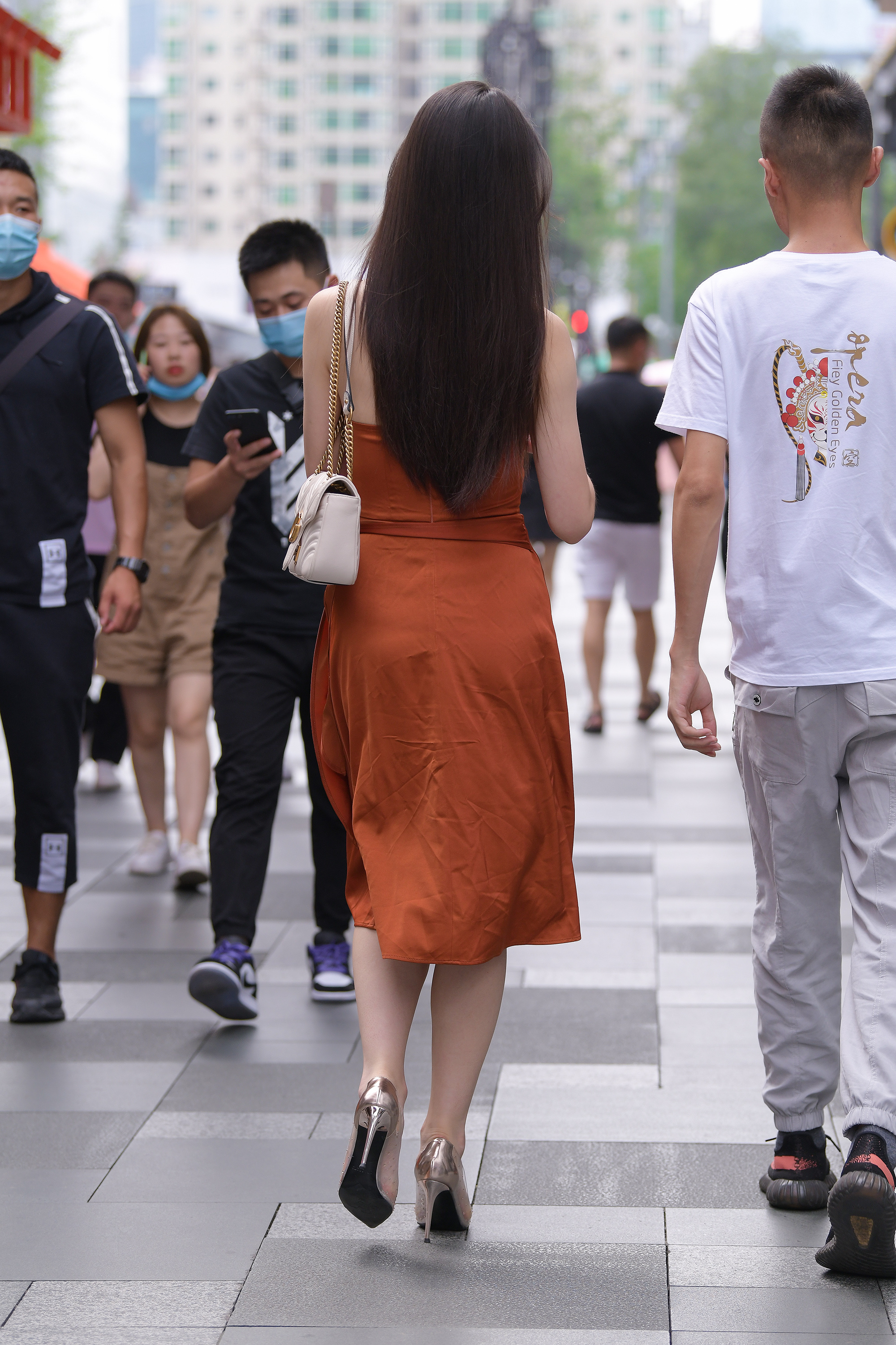  魔镜街拍,裙装,人妻,街拍,写真套图,大西瓜爱牙膏