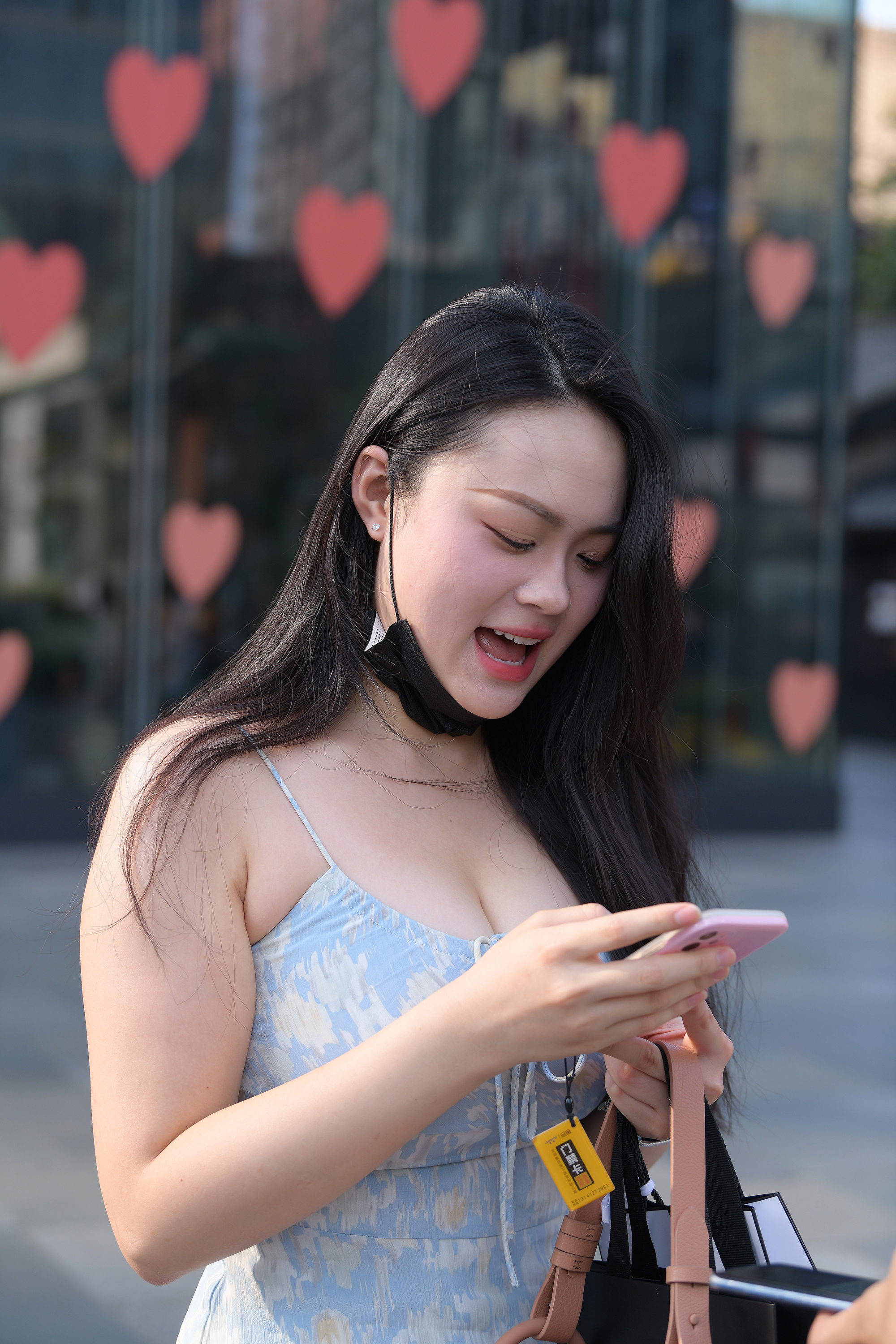  街拍鸭,魔镜街拍,裙装,热裤,熟女,街拍,写真套图,kittyWawa袜小喵