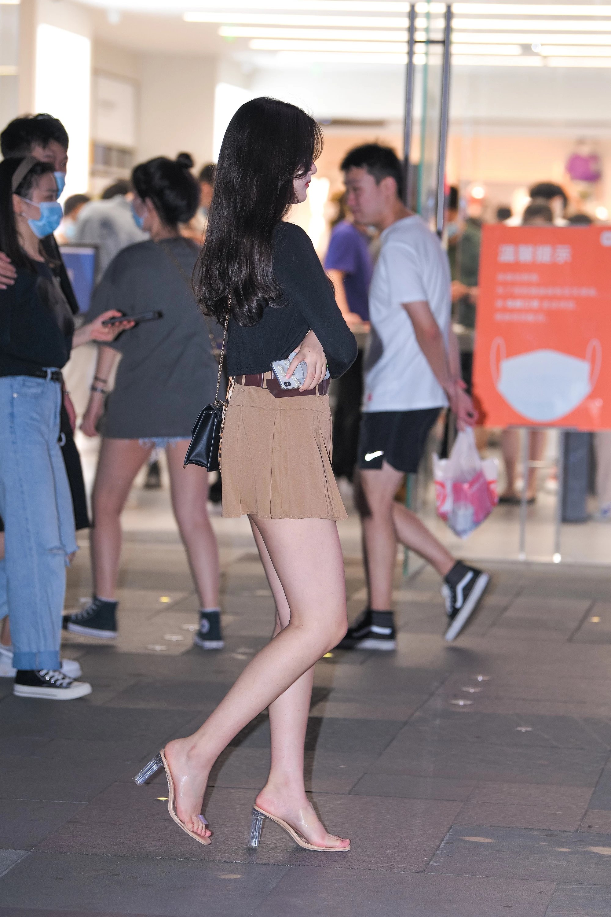  魔镜街拍,裙装,少妇,街拍,写真套图,XIAOYU语画界