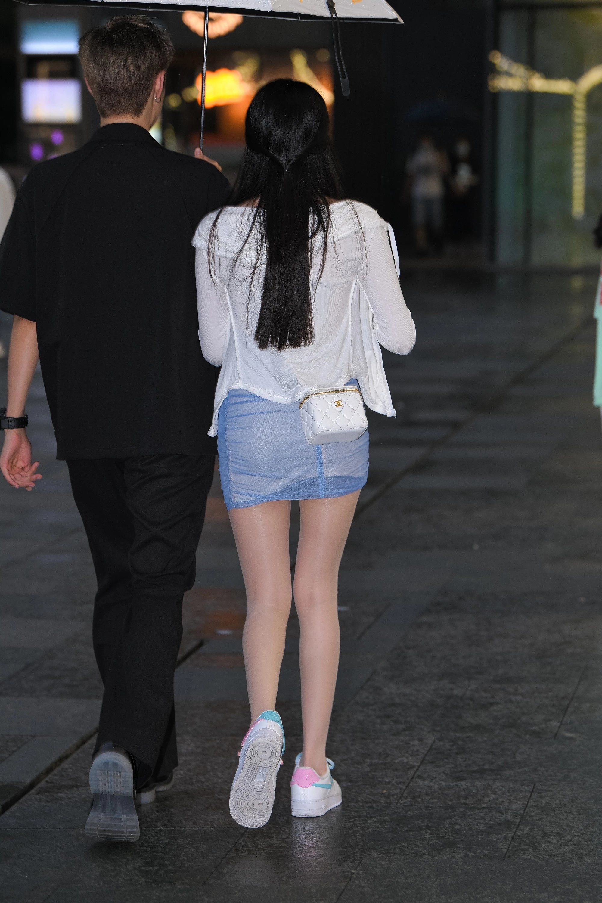  魔镜街拍,丝袜,裙装,人妻,街拍,写真套图,yui金鱼