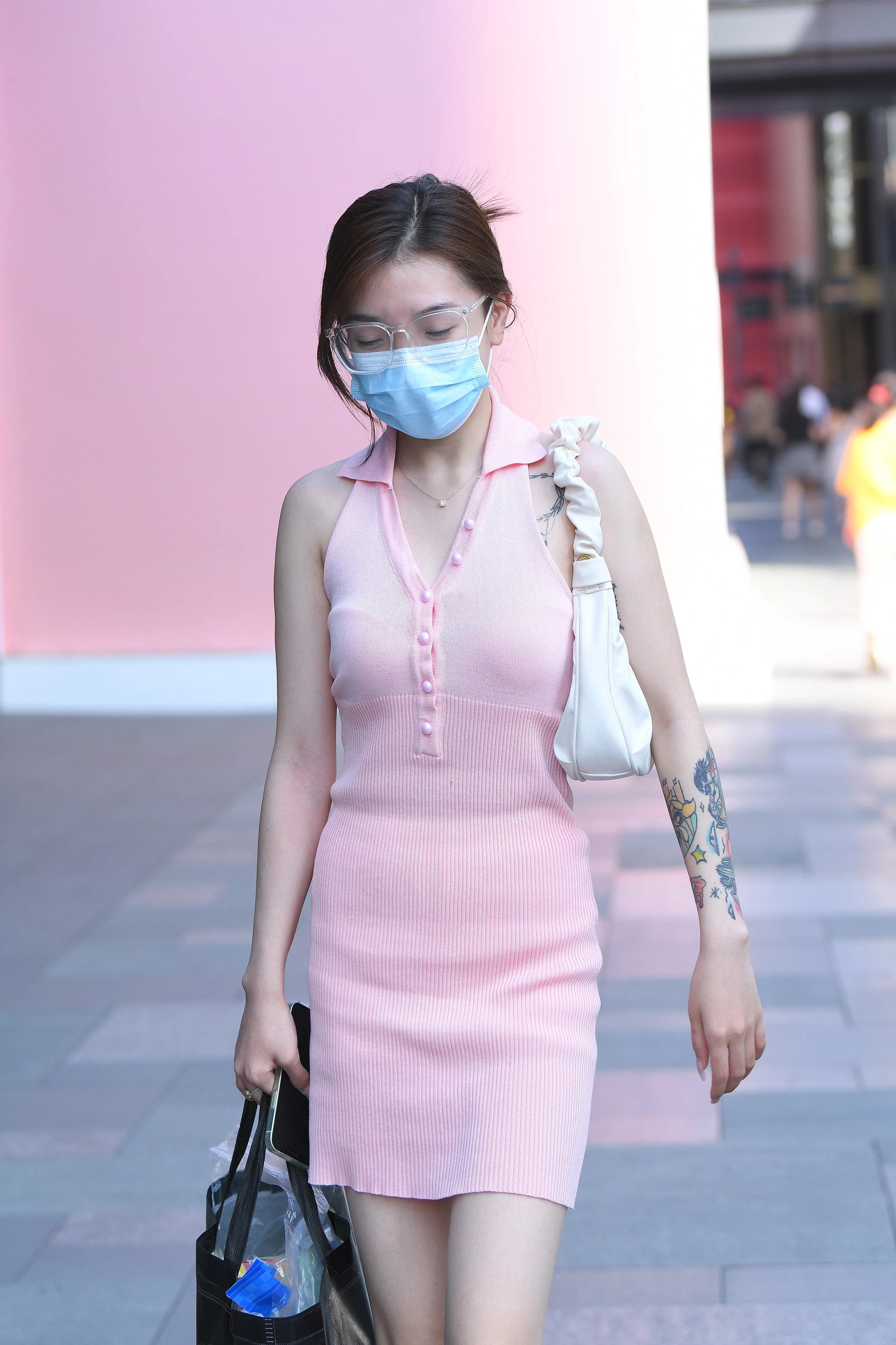  街拍鸭,魔镜街拍,裙装,小姐姐,街拍,写真套图,魔镜原图专区