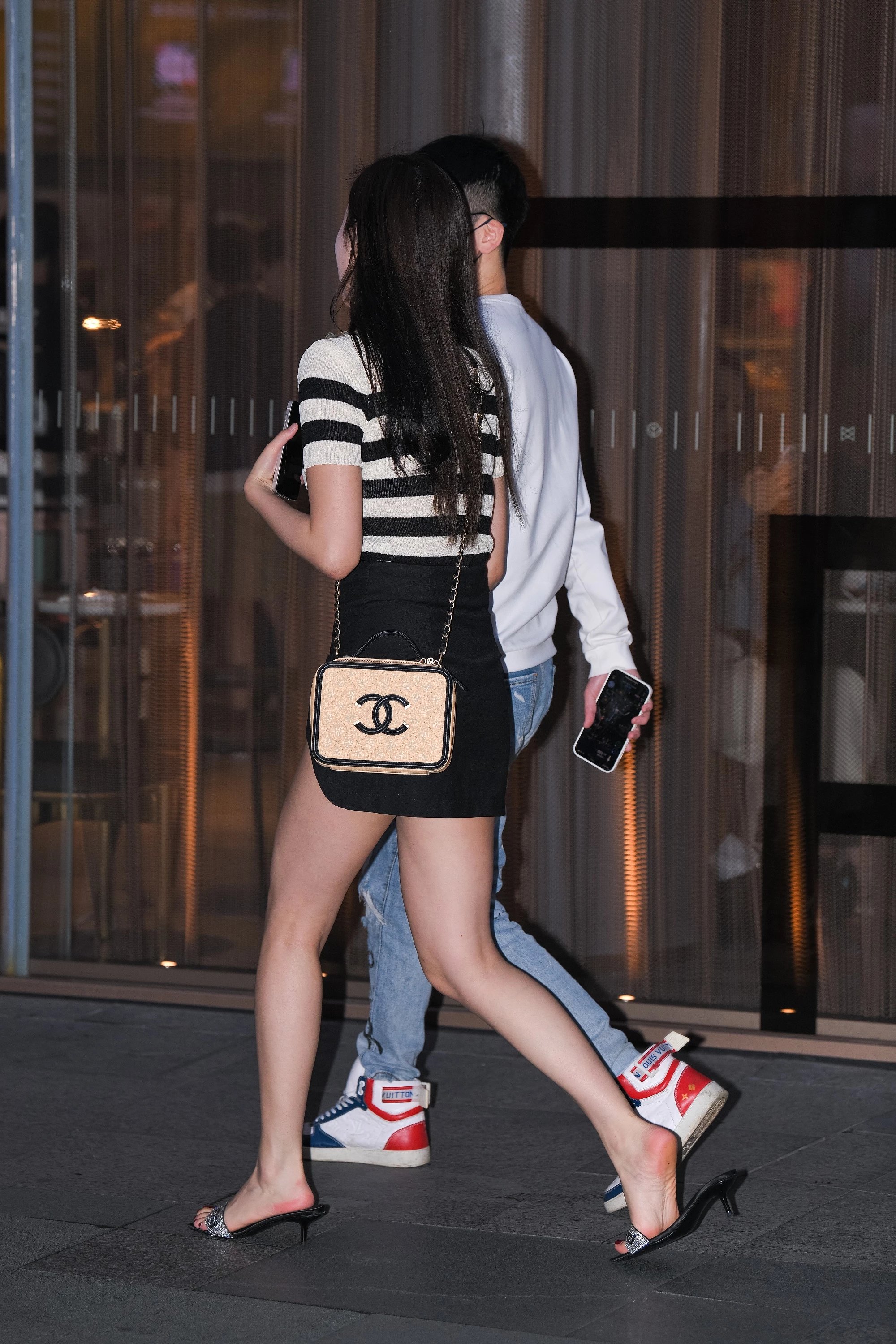  魔镜街拍,裙装,熟女,街拍,写真套图,RU1MM如壹写真