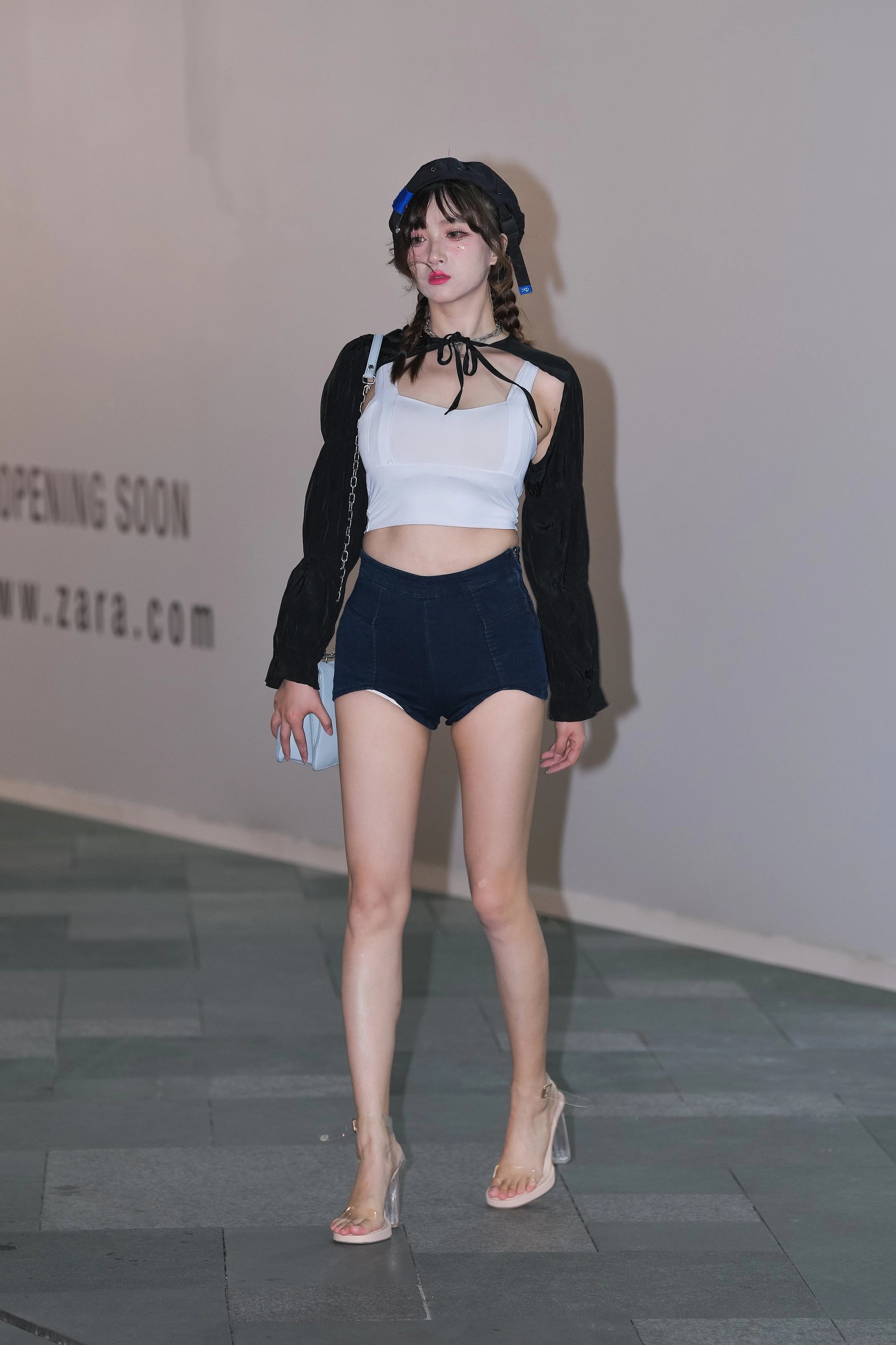  魔镜街拍,热裤,美女,街拍,写真套图,南国足艺