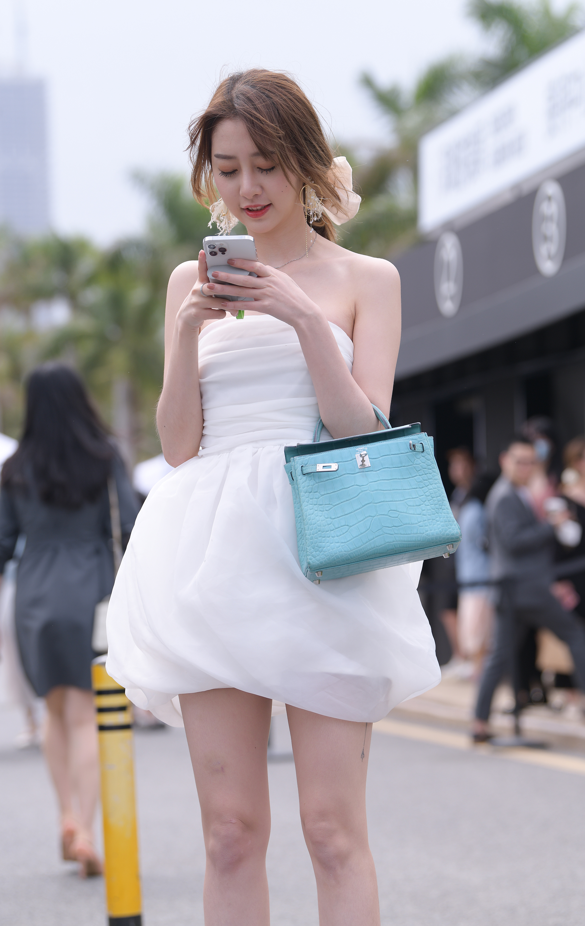  魔镜街拍,裙装,小姐姐,街拍,写真套图,魔镜原图专区