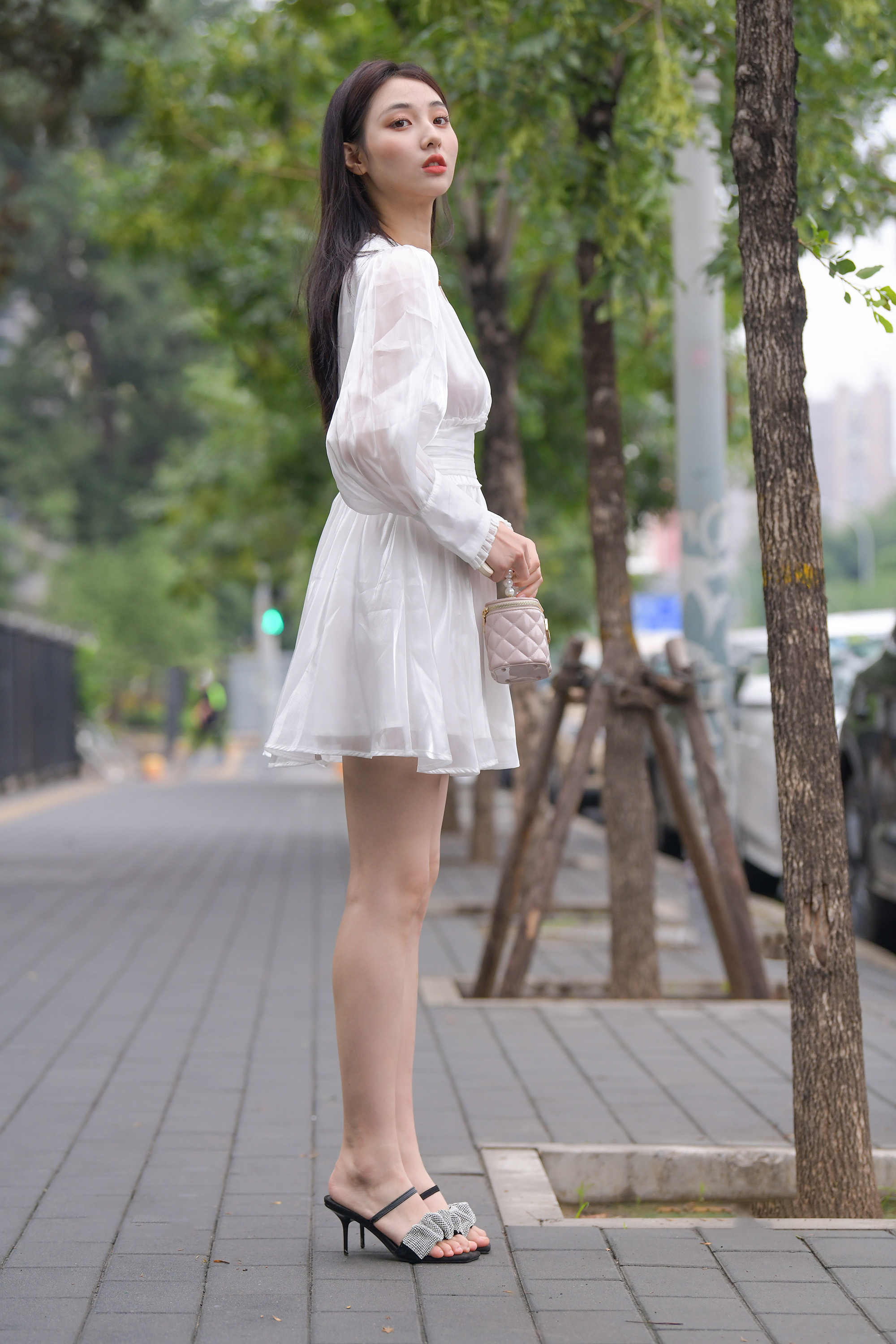 书蓝 魔镜街拍,裙装,美女,街拍,写真套图,FEILIN嗲囡囡