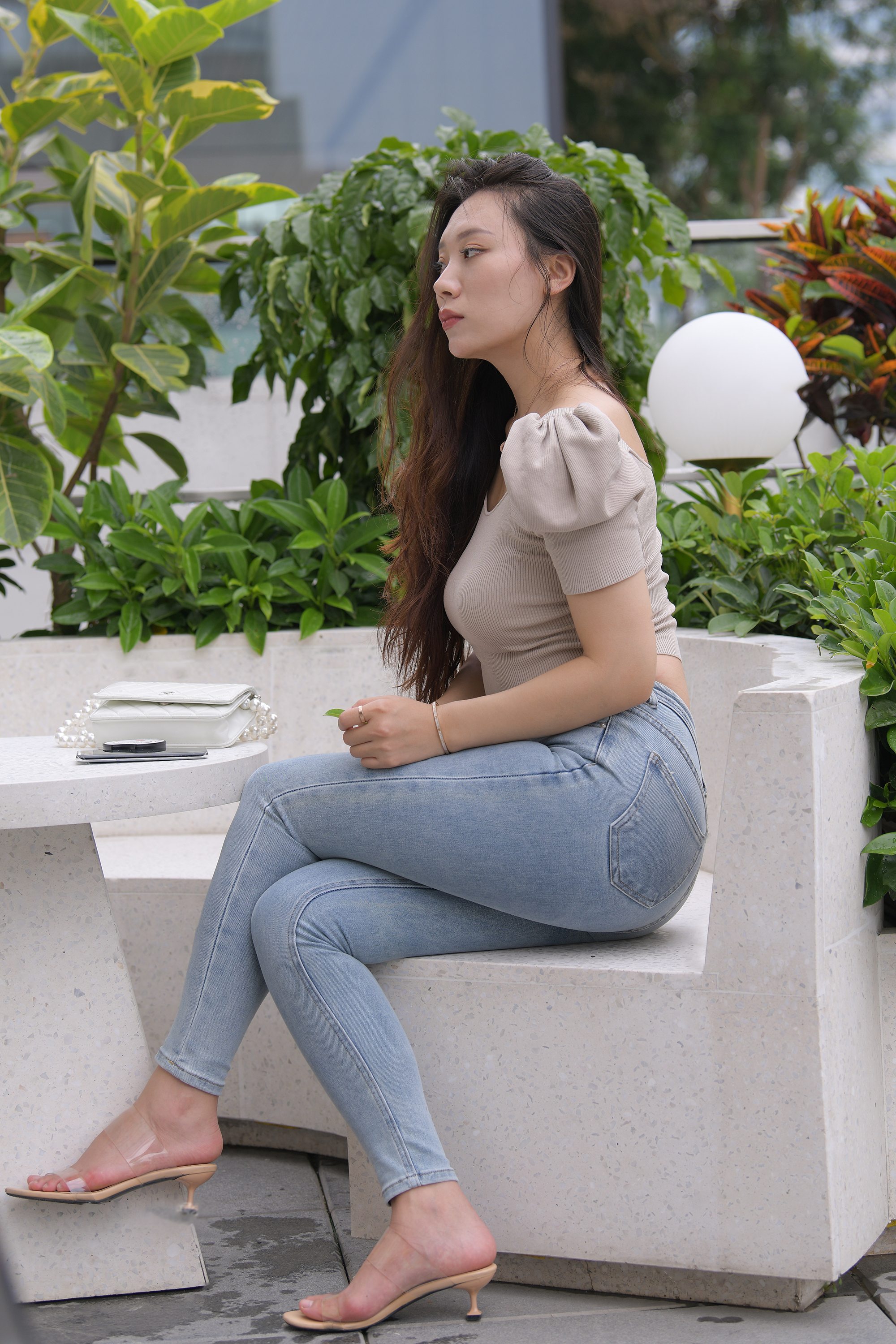  魔镜街拍,,熟女,街拍,写真套图,魔镜原图专区