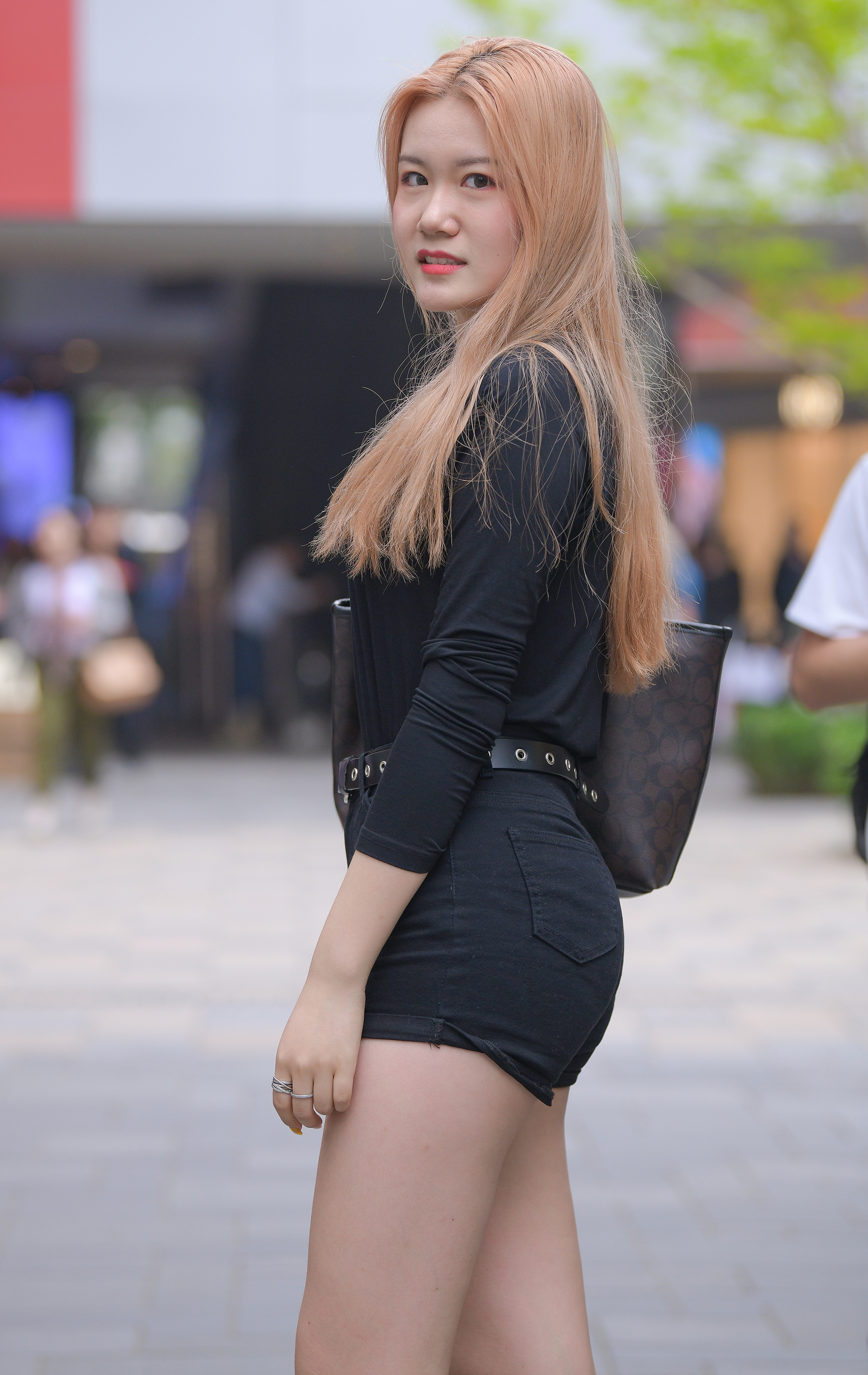  魔镜街拍,热裤,美女,街拍,写真套图,只糖棉袜