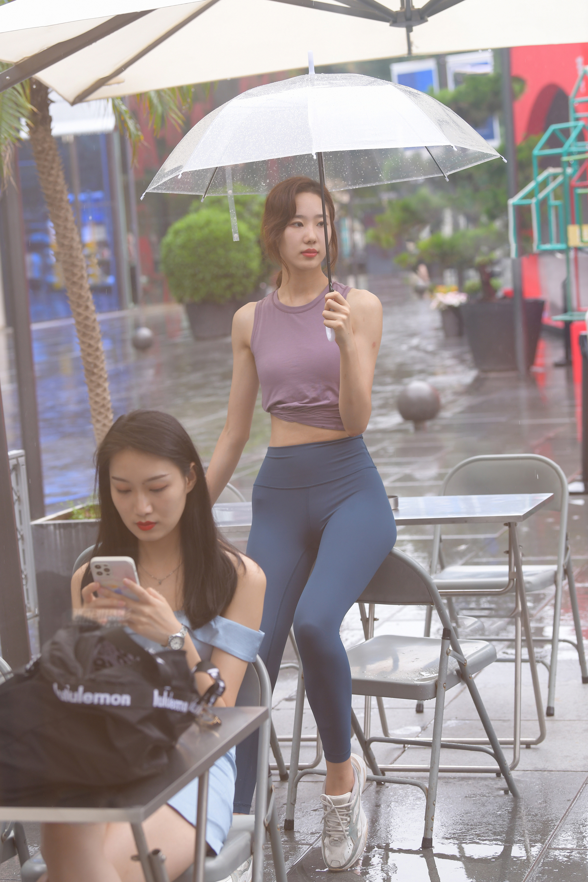  街拍鸭,魔镜街拍,紧身裤,少妇,街拍,写真套图,Imzsock