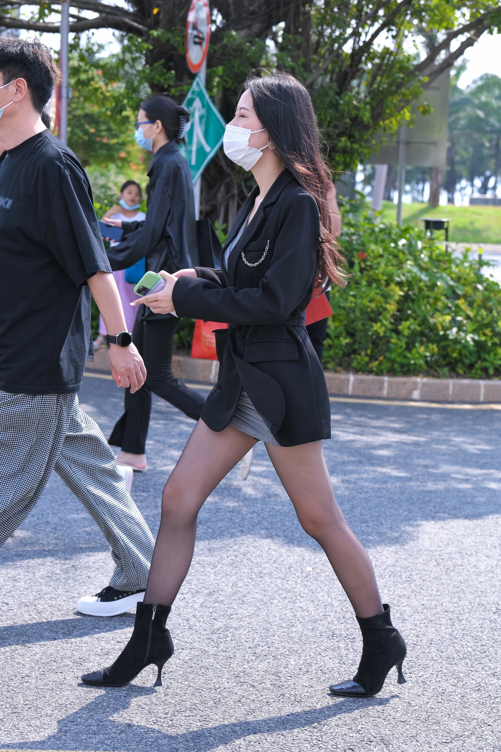 街拍鸭,魔镜街拍,街拍第一站,写真套图,街拍美女,街拍图片,街拍视频,街拍VIP,免费街拍网