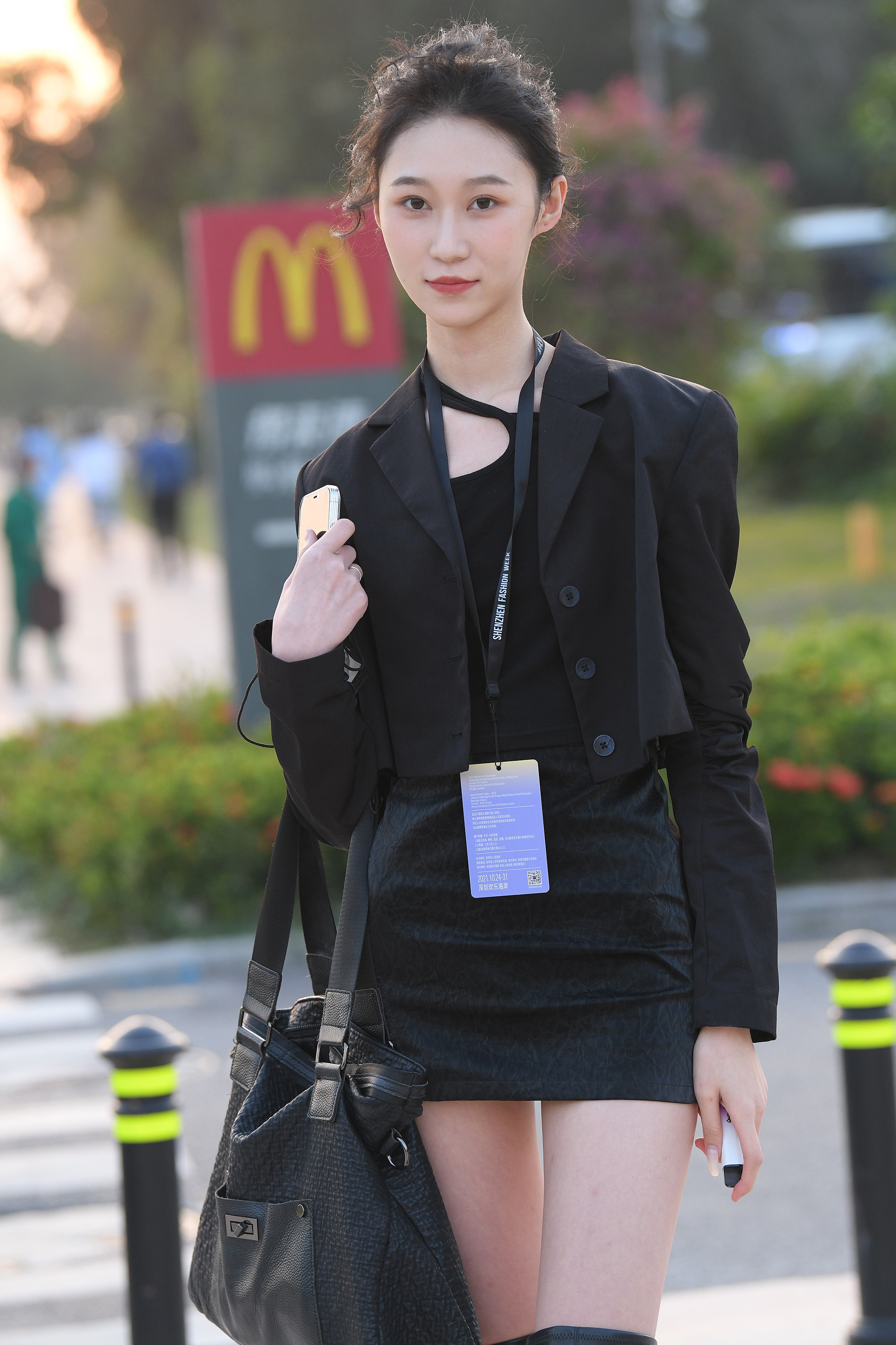  魔镜街拍,裙装,美女,街拍,写真套图,织梦映像