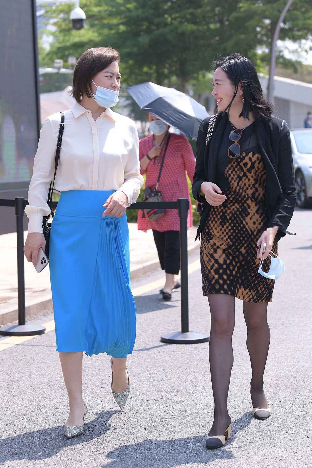 【J4124】爱穿丝袜的女人-绝色天籁