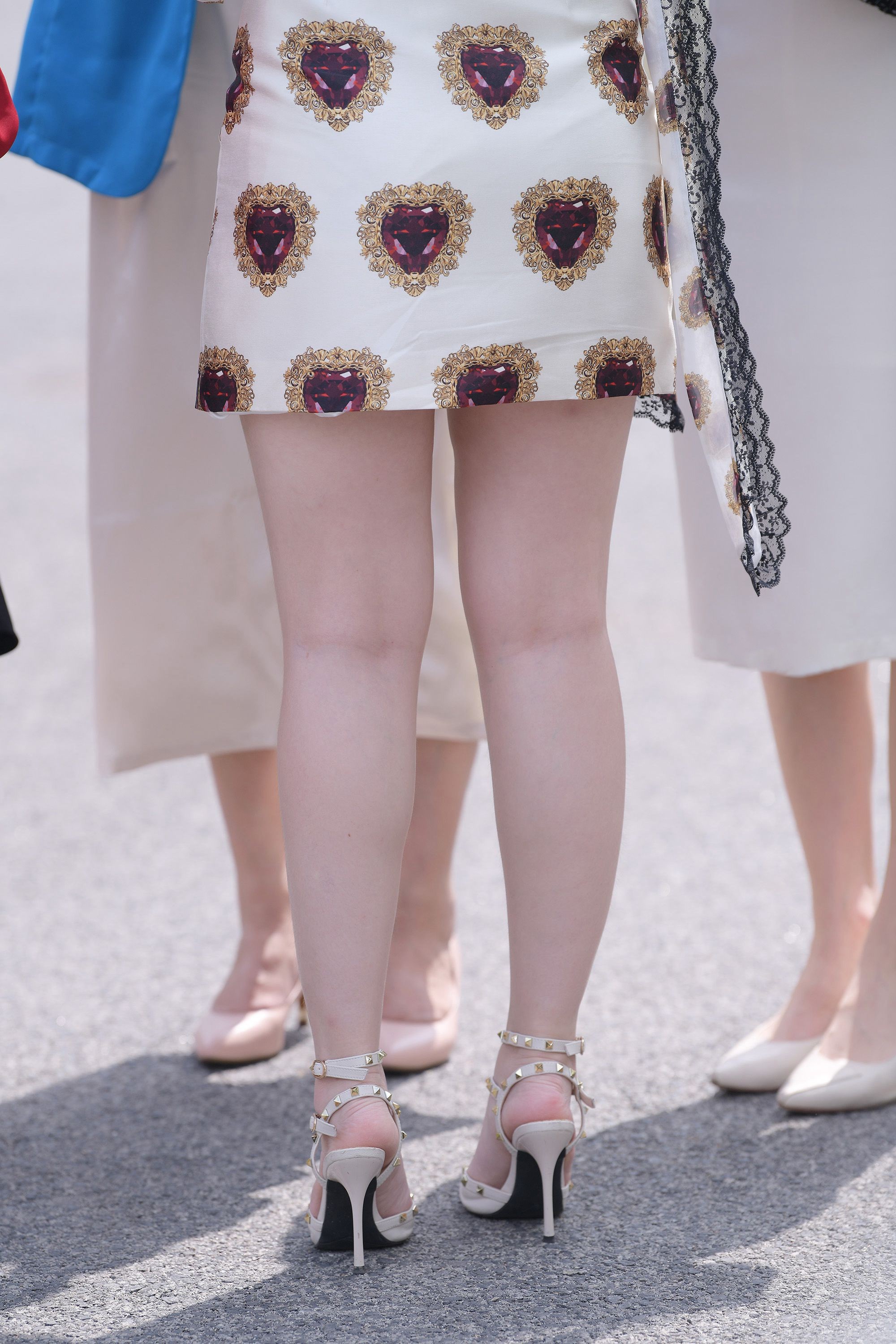  魔镜街拍,裙装,熟女,街拍,写真套图,BoLoli波萝社新刊