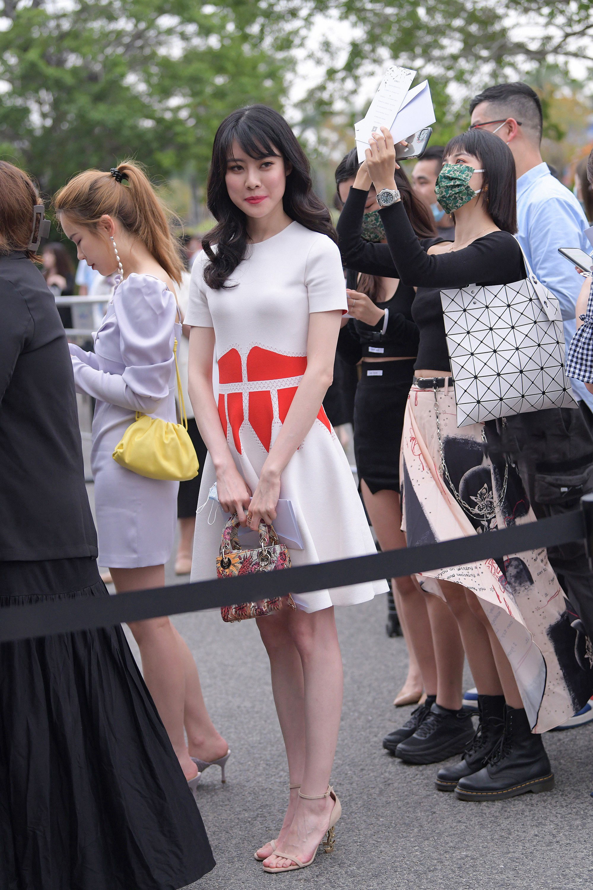  魔镜街拍,裙装,小姐姐,街拍,写真套图,SHENSHI绅士