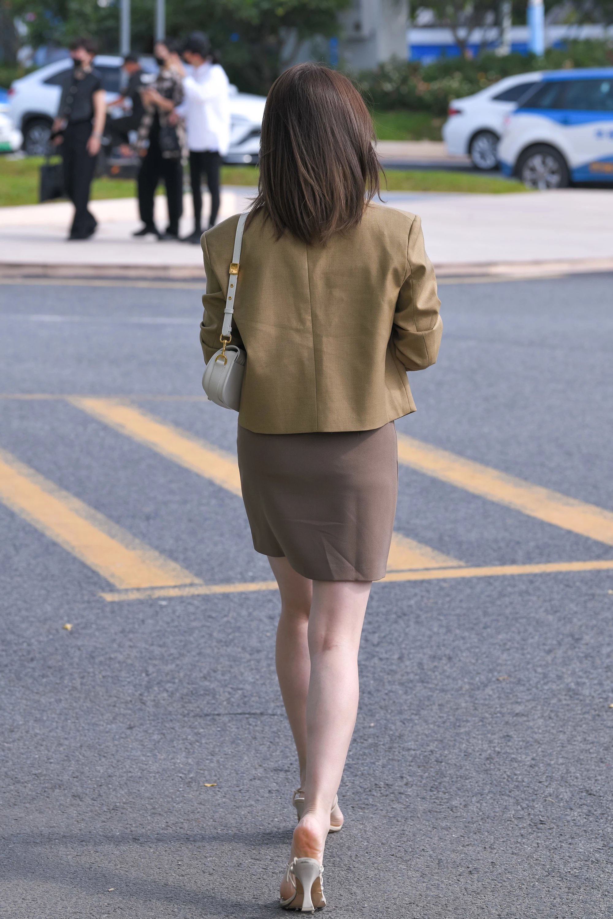  魔镜街拍,裙装,熟女,街拍,写真套图,桃良阿宅