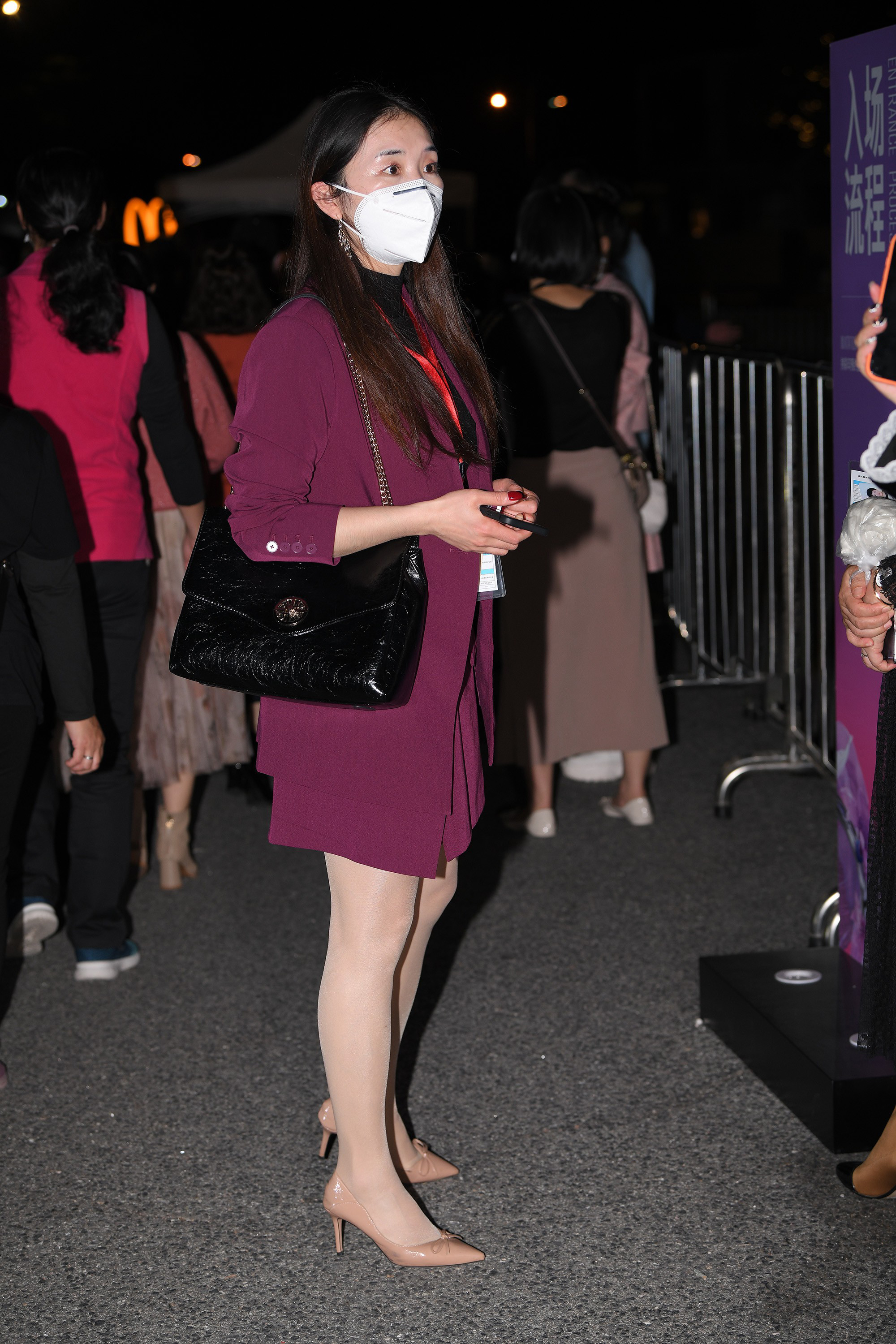  魔镜街拍,丝袜,裙装,少妇,街拍,写真套图,妖君白研