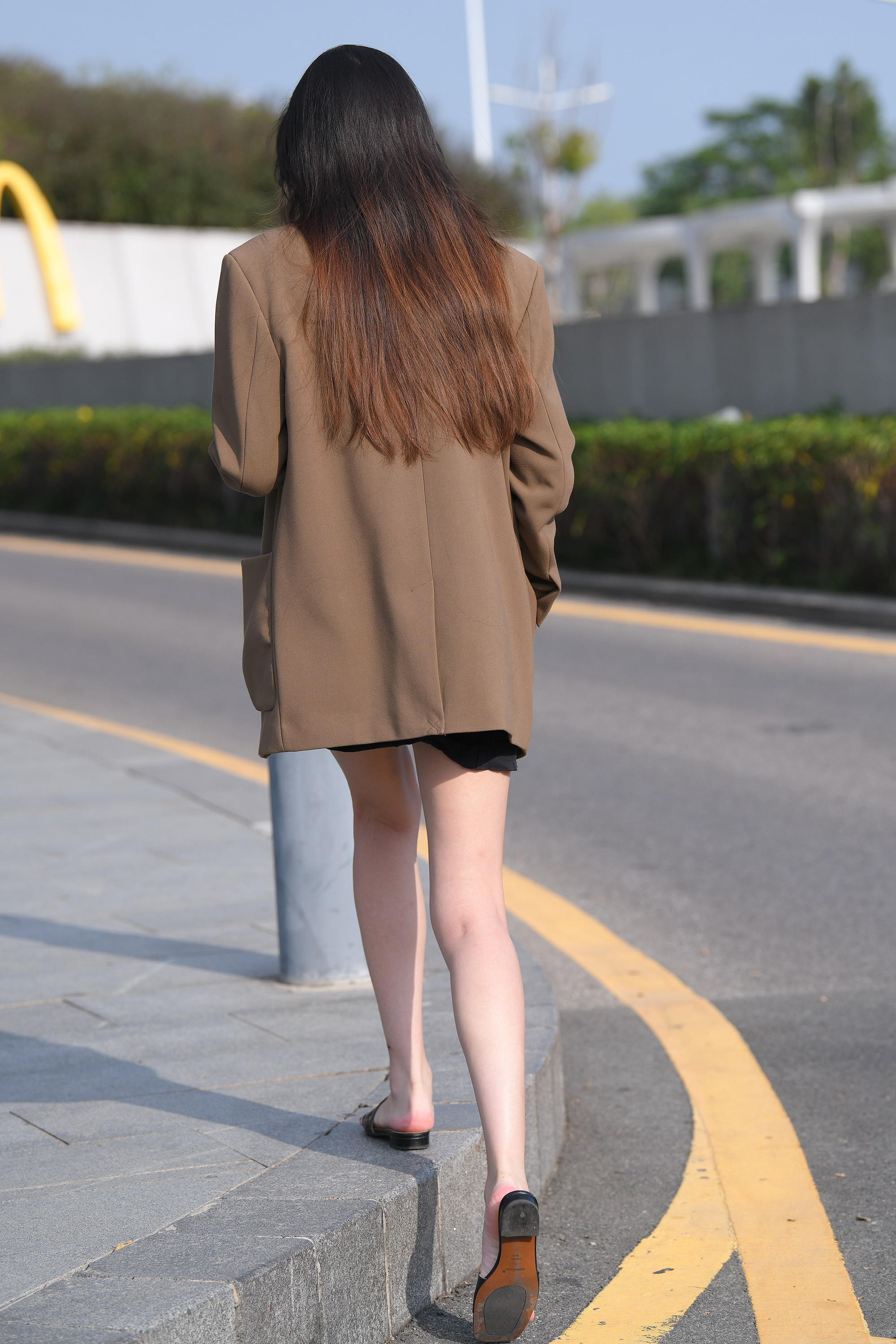  魔镜街拍,裙装,少妇,街拍,写真套图,南国足艺