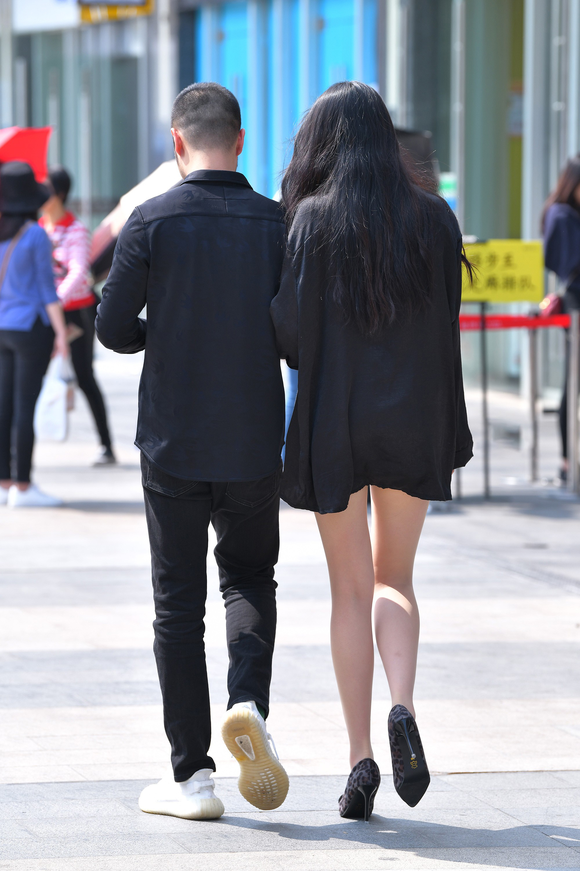  魔镜街拍,丝袜,裙装,小姐姐,街拍,写真套图,大名模网