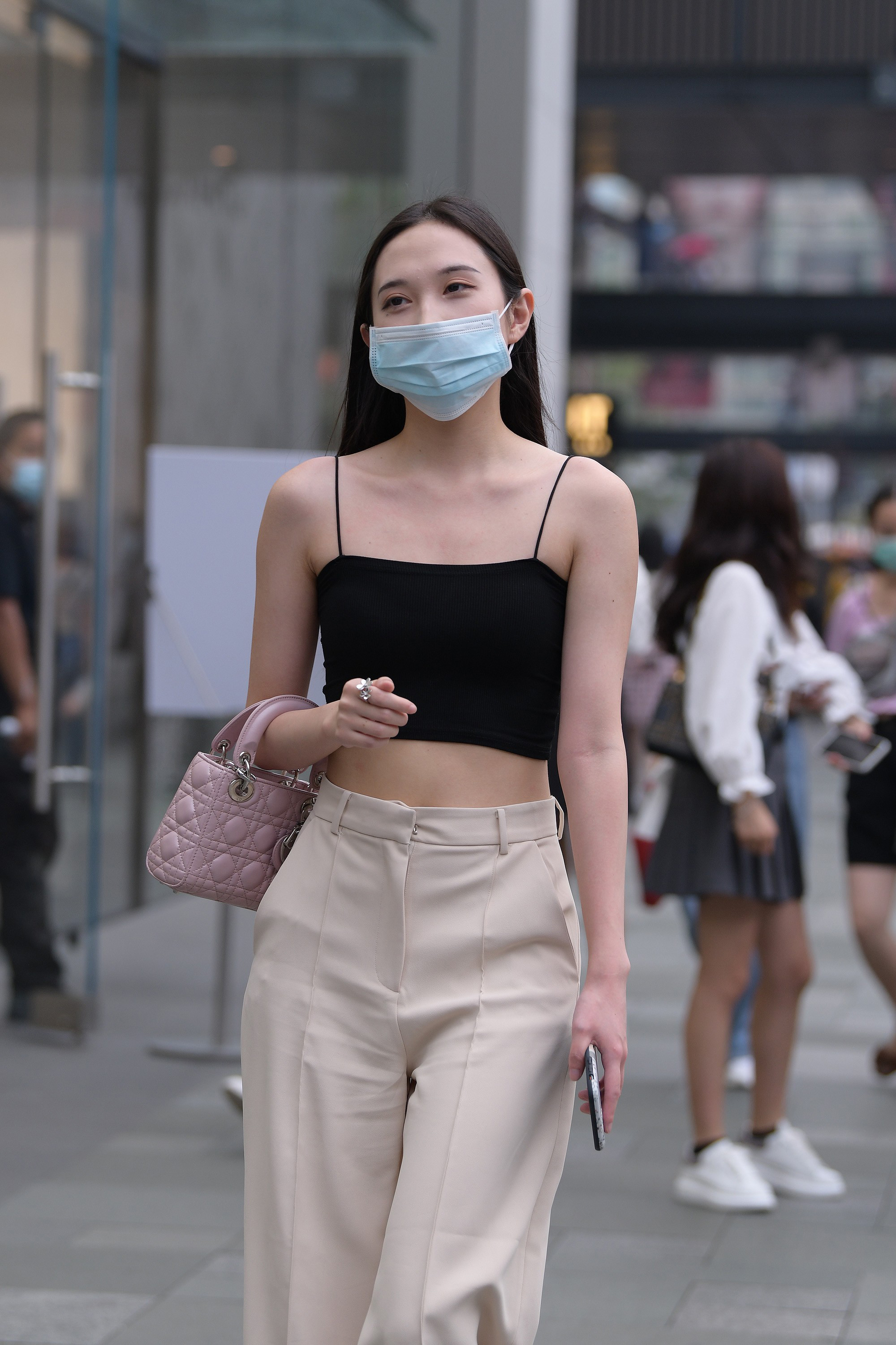  魔镜街拍,,美女,街拍,写真套图,最爱帆布鞋