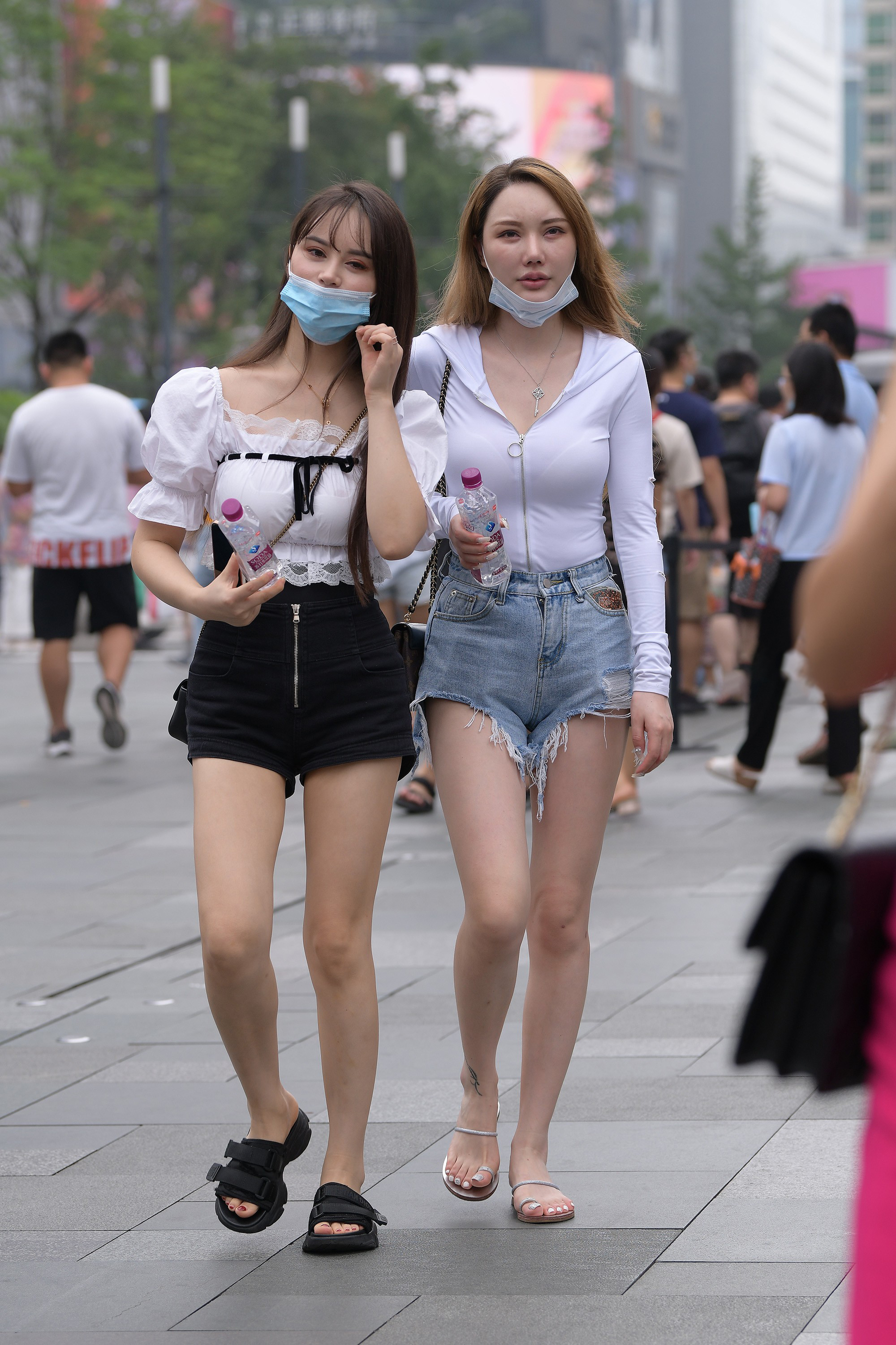  街拍鸭,魔镜街拍,热裤,少妇,街拍,写真套图,兔玩映画