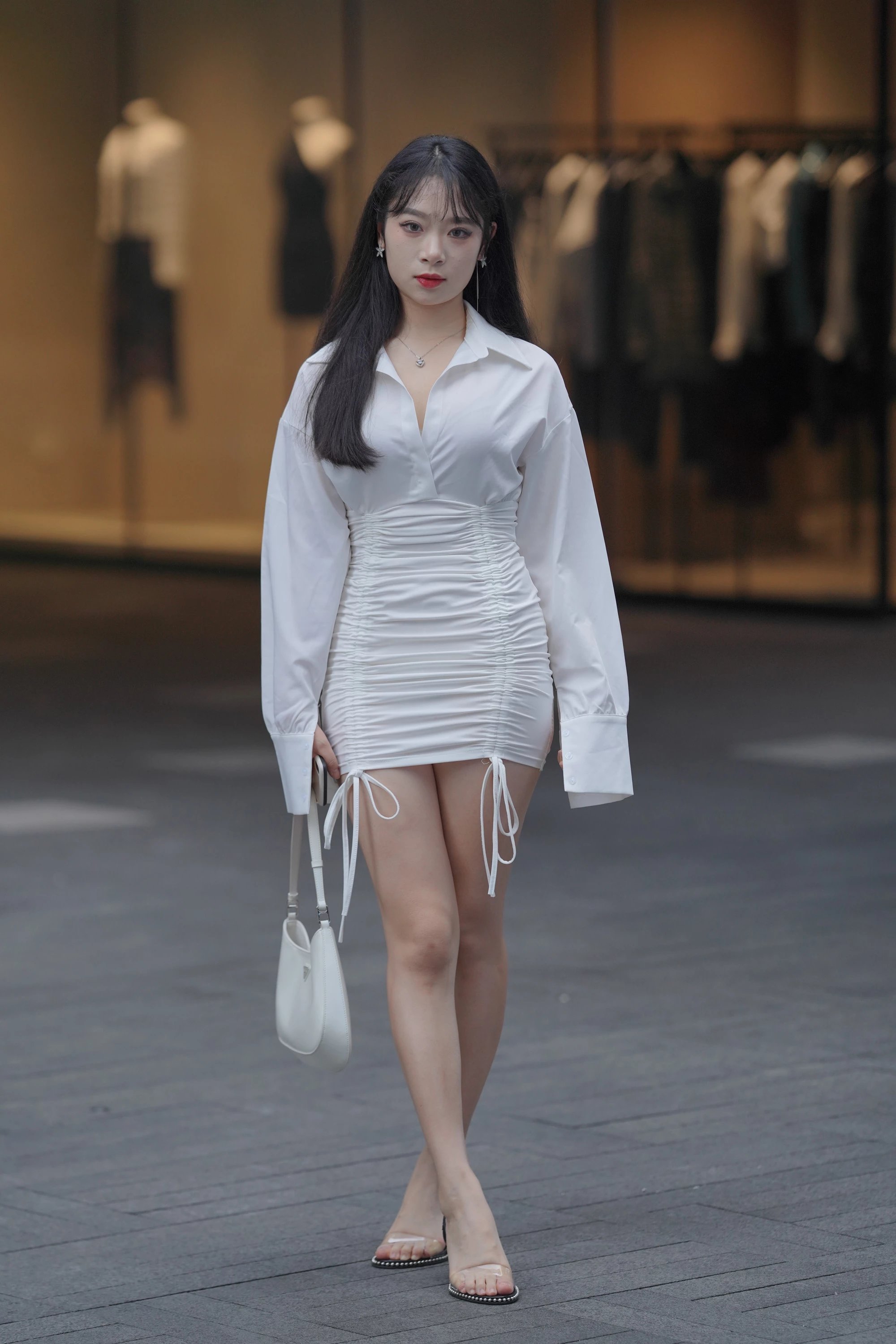  魔镜街拍,裙装,熟女,街拍,写真套图,MintYe薄荷叶