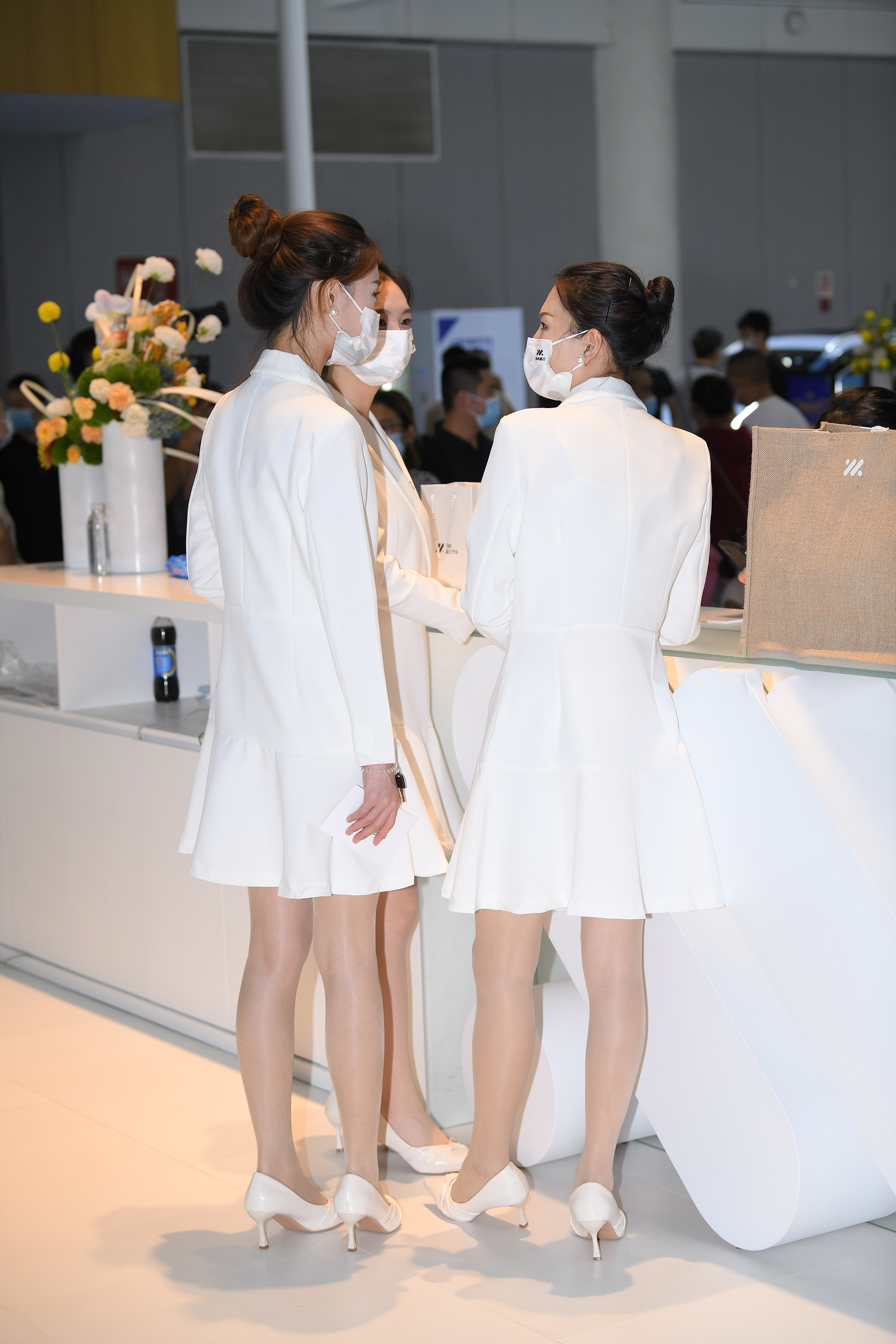  魔镜街拍,丝袜,裙装,小姐姐,街拍,写真套图,MiStar魅妍社