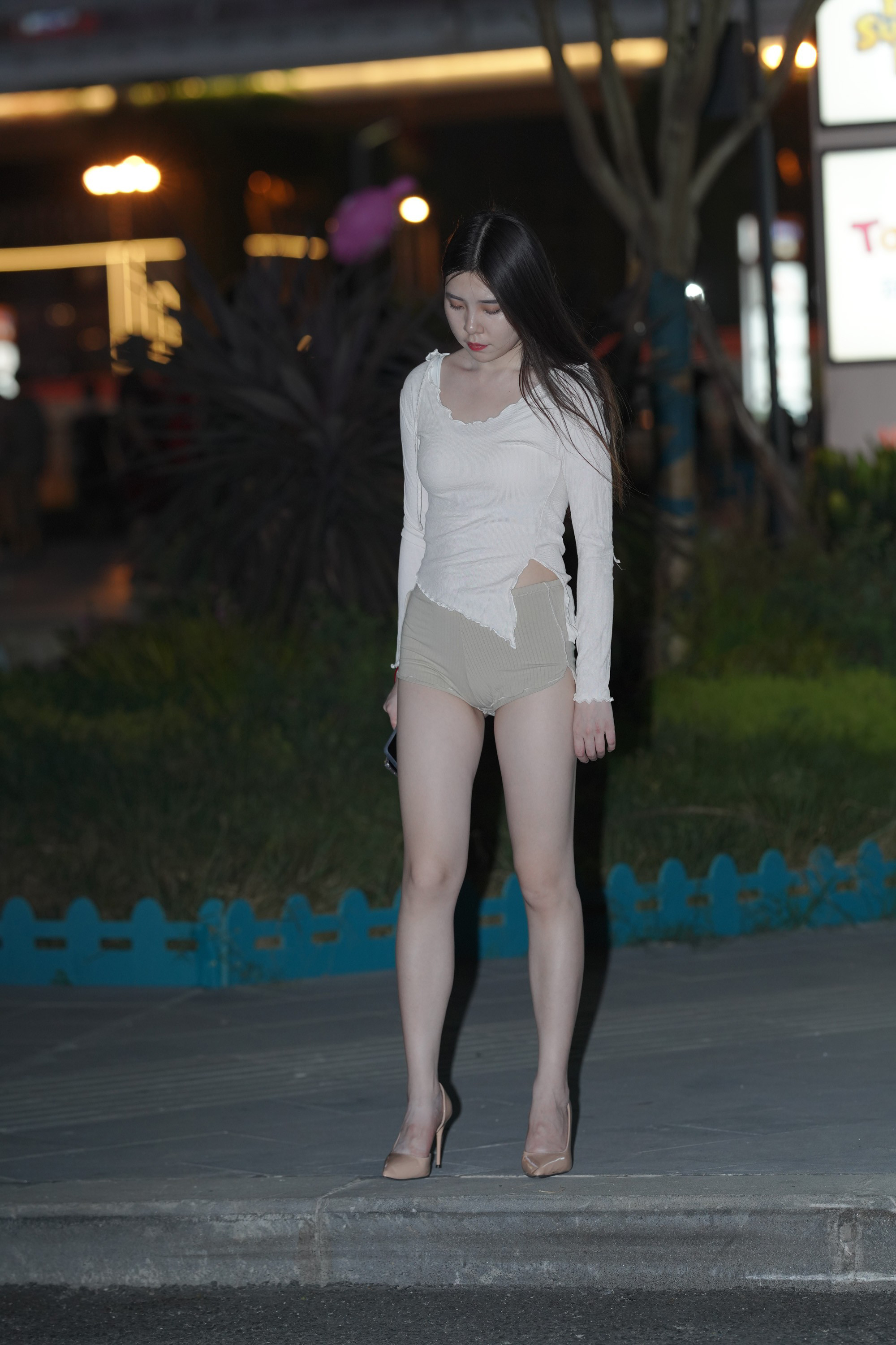  魔镜街拍,热裤,人妻,街拍,写真套图,只糖棉袜