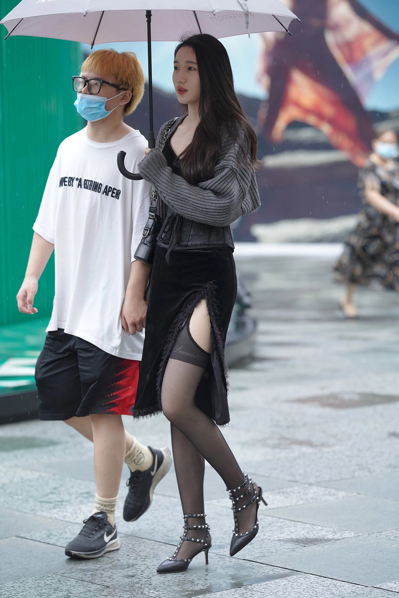  魔镜街拍,丝袜,裙装,美女,街拍,写真套图,踏青公园系列