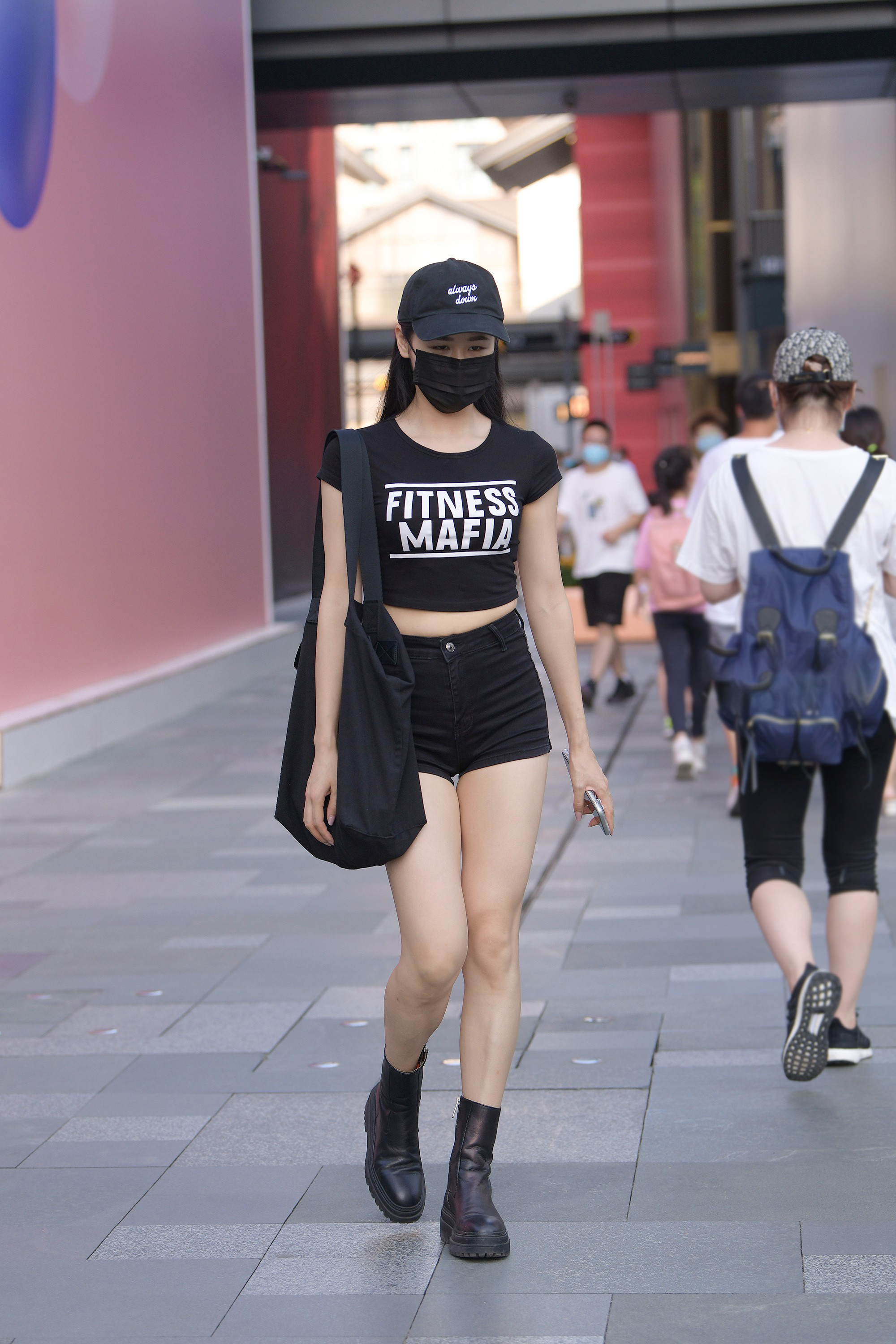 图片[2]-J4542 黑色热裤女孩-KHL.CC-快活林