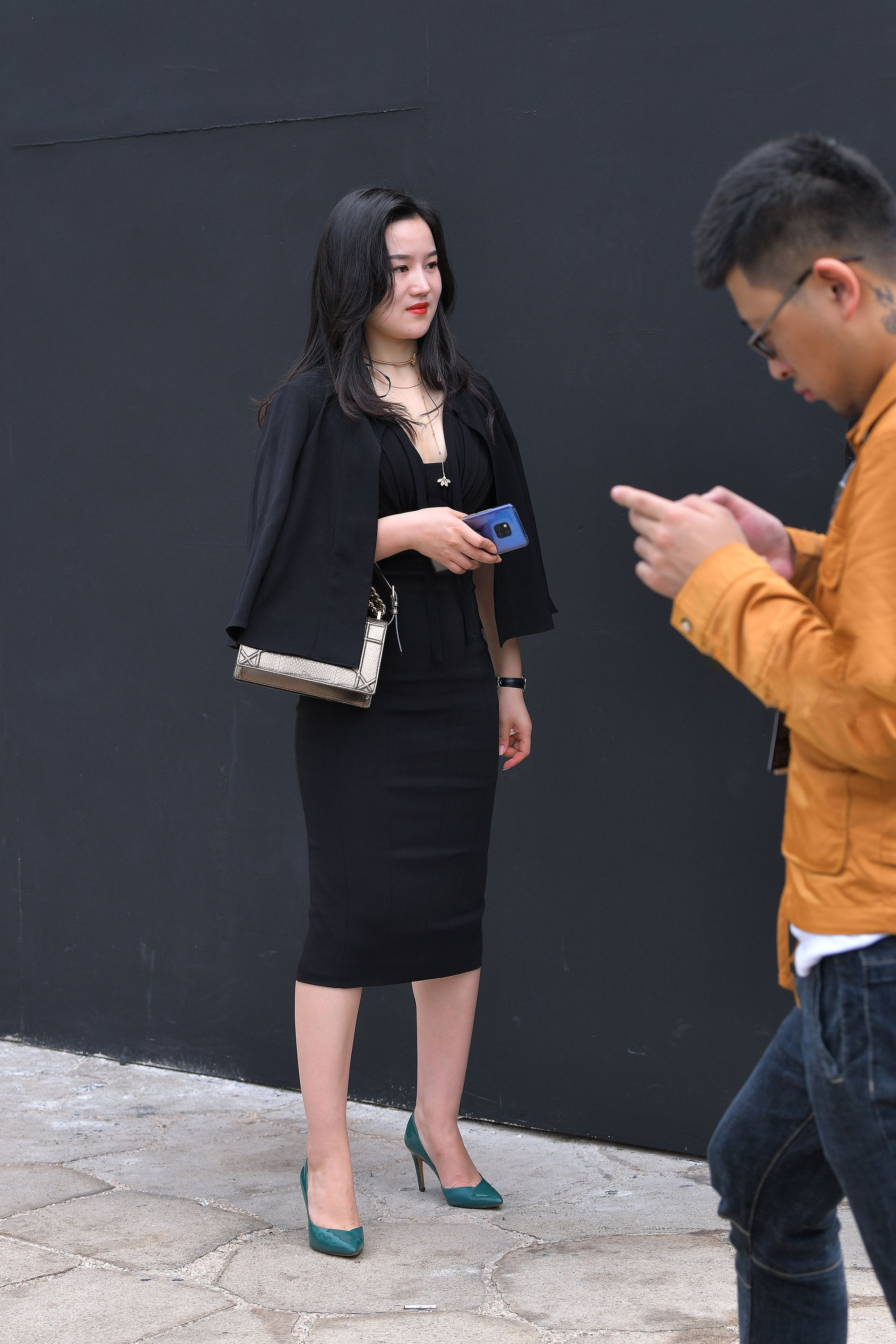 街拍鸭,魔镜街拍,街拍第一站,写真套图,街拍美女,街拍图片,街拍视频,街拍VIP,免费街拍网