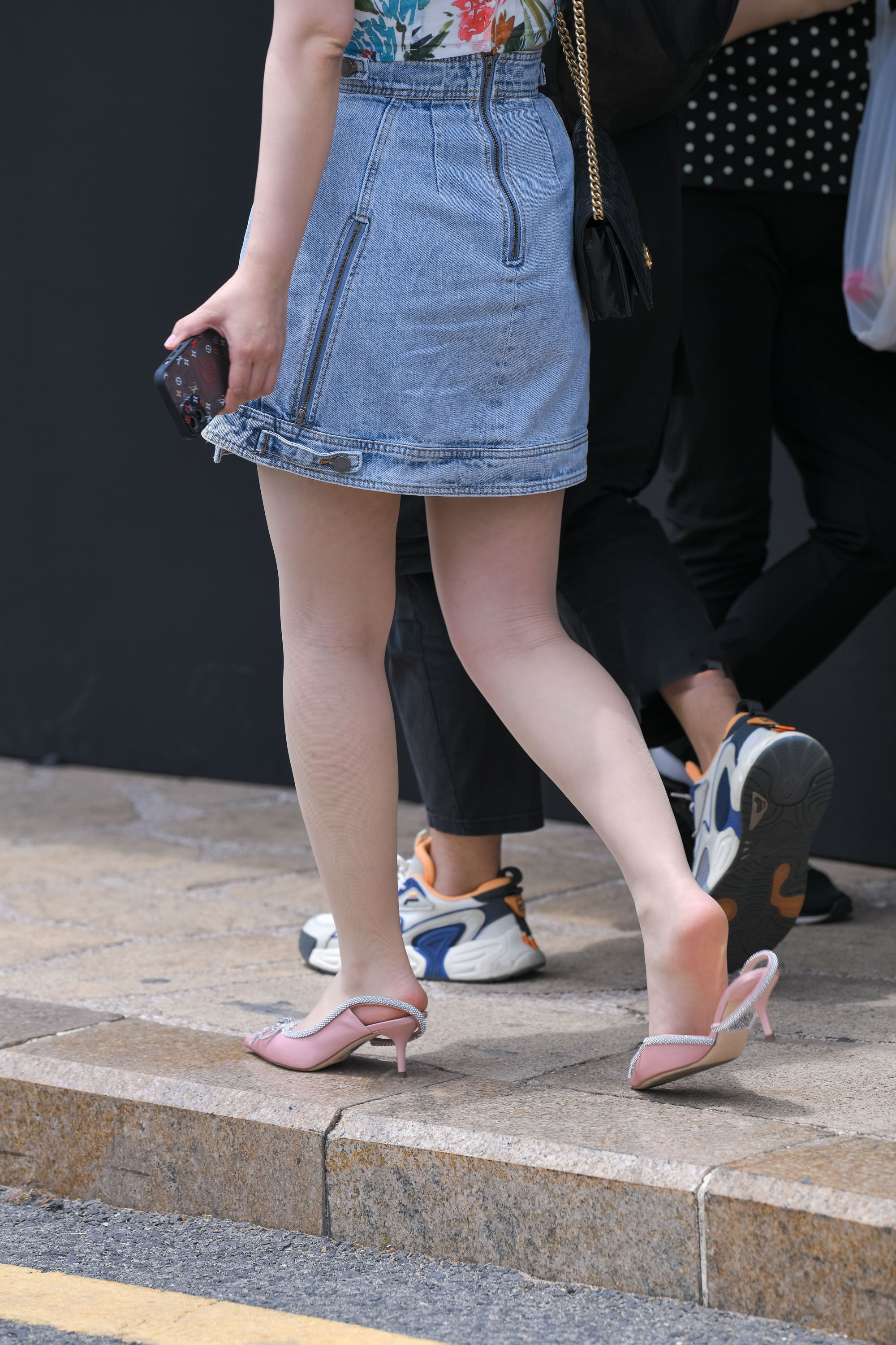  魔镜街拍,丝袜,裙装,小姐姐,街拍,写真套图,念雪ww