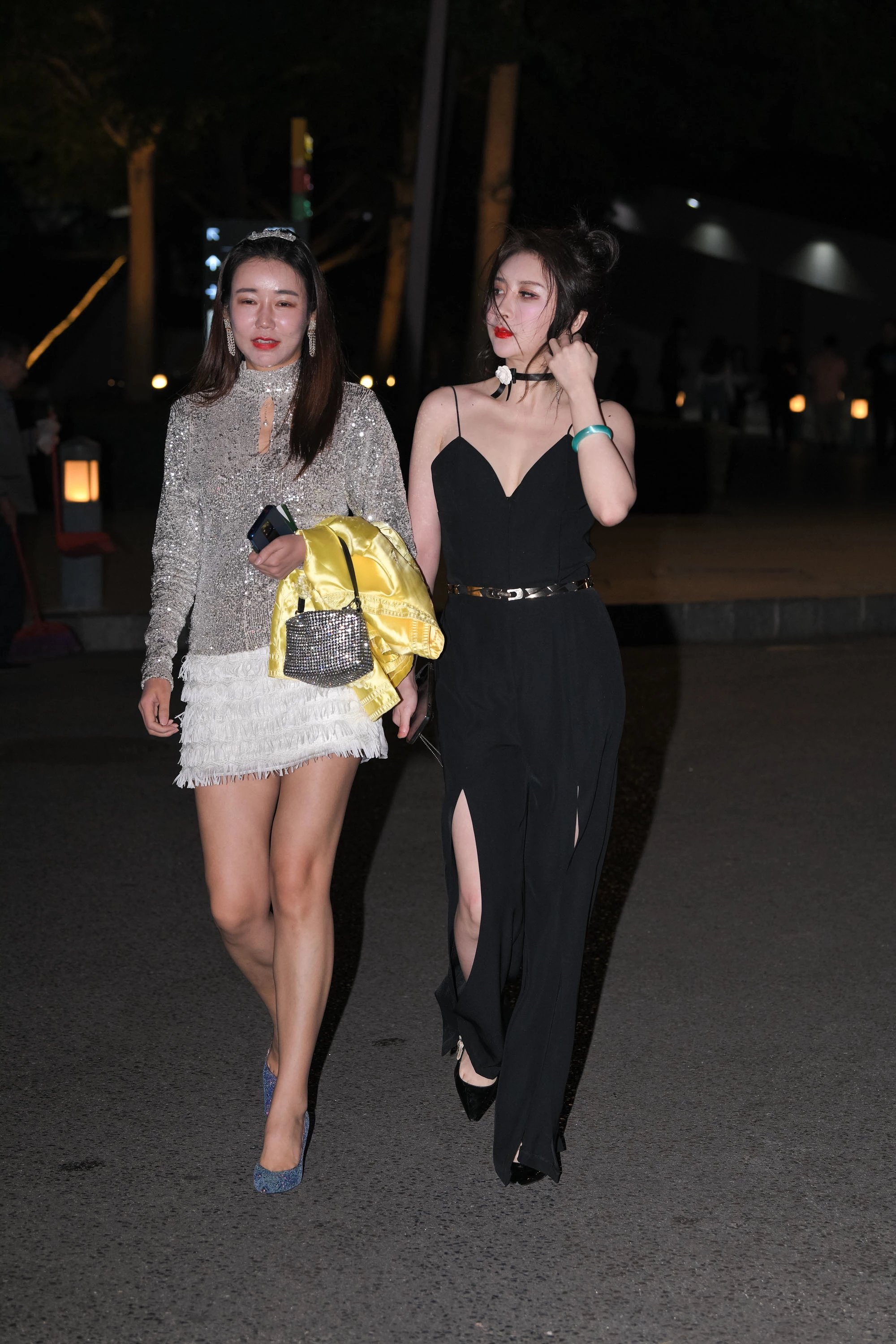  魔镜街拍,裙装,美女,街拍,写真套图,大生模拍