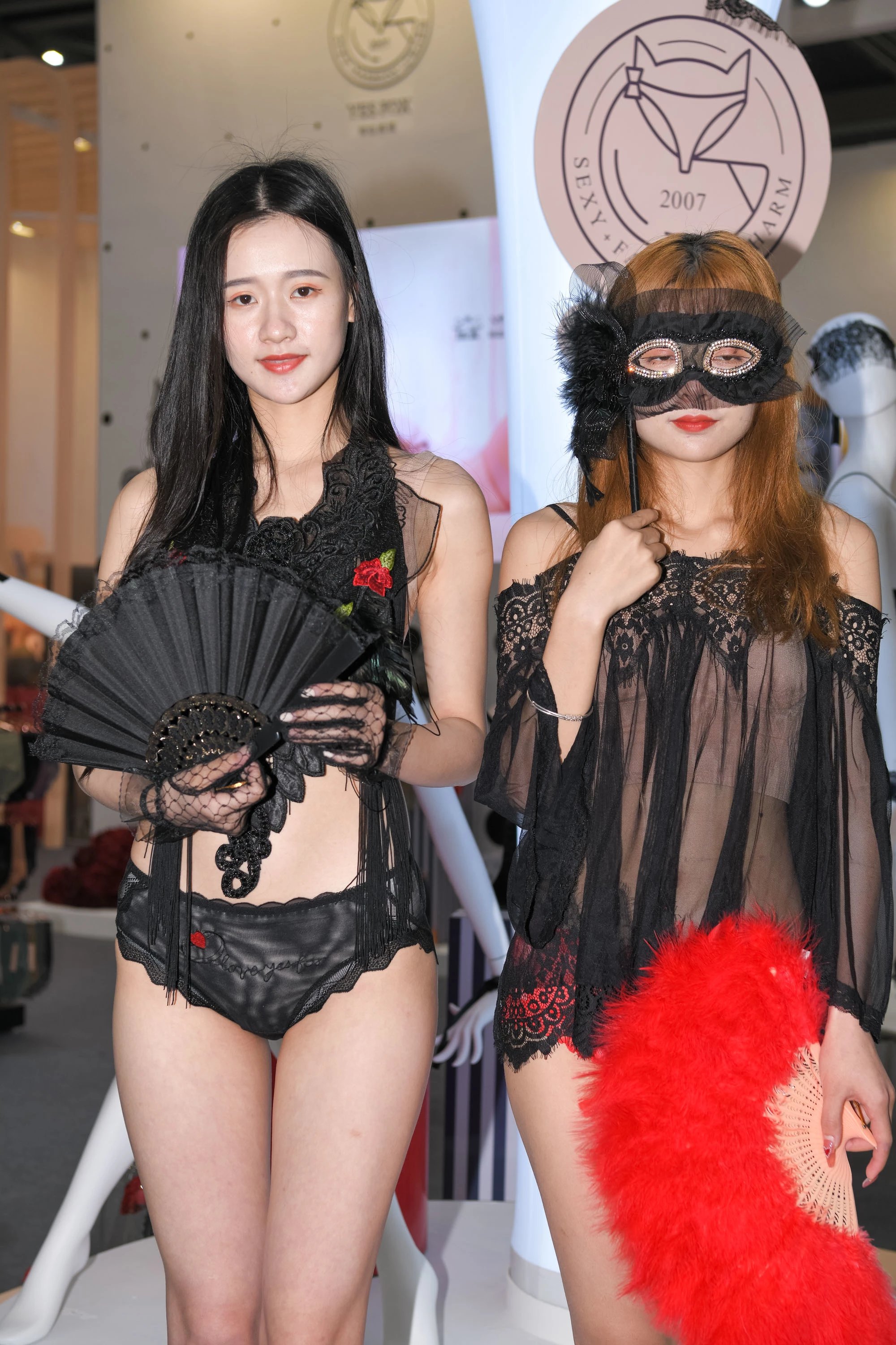  魔镜街拍,展会,少妇,街拍,写真套图,Fushii_海堂