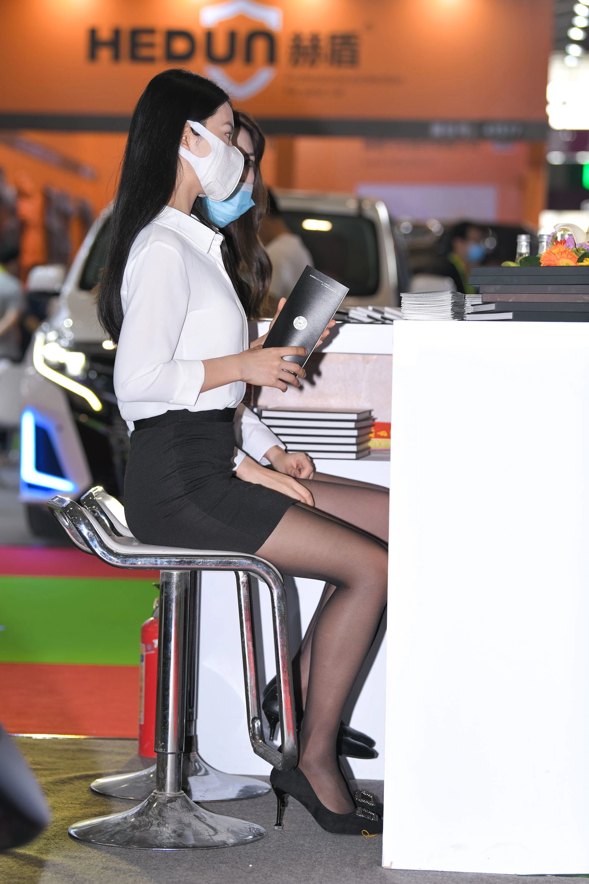  魔镜街拍,丝袜,裙装,小姐姐,街拍,写真套图,ROSI写真