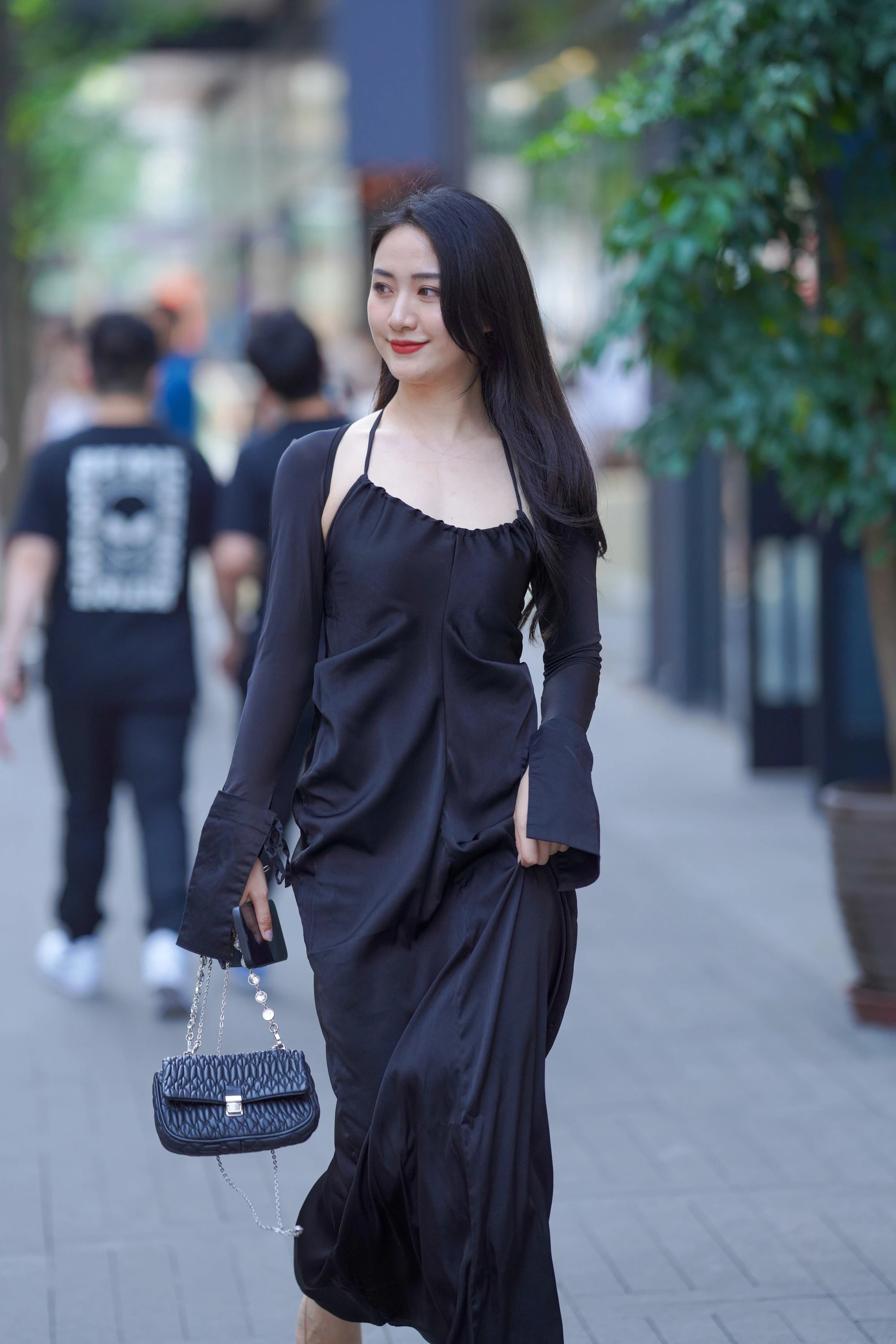  魔镜街拍,裙装,人妻,街拍,写真套图,MiStar魅妍社