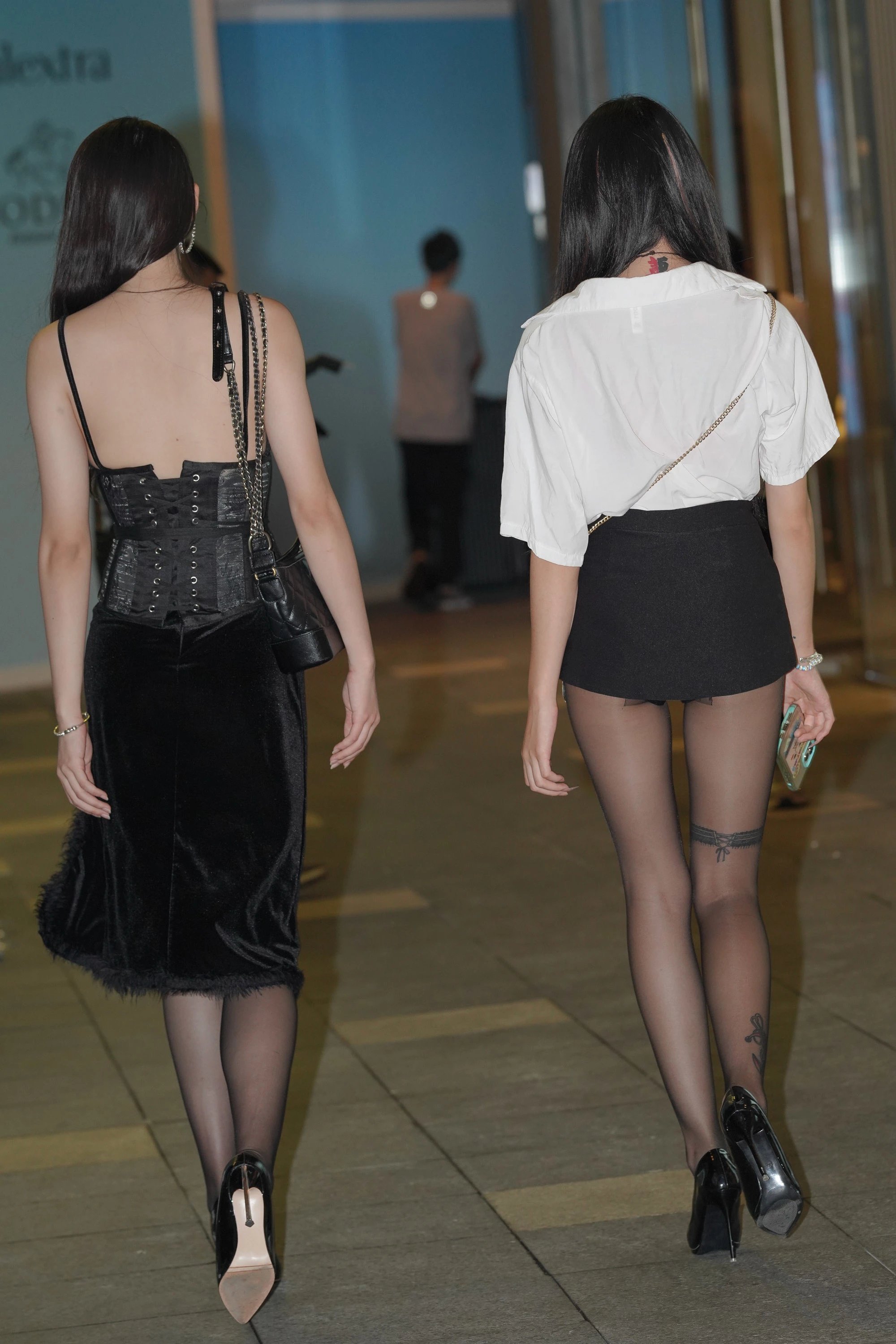 街拍鸭,魔镜街拍,街拍第一站,写真套图,街拍美女,街拍图片,街拍视频,街拍VIP,免费街拍网