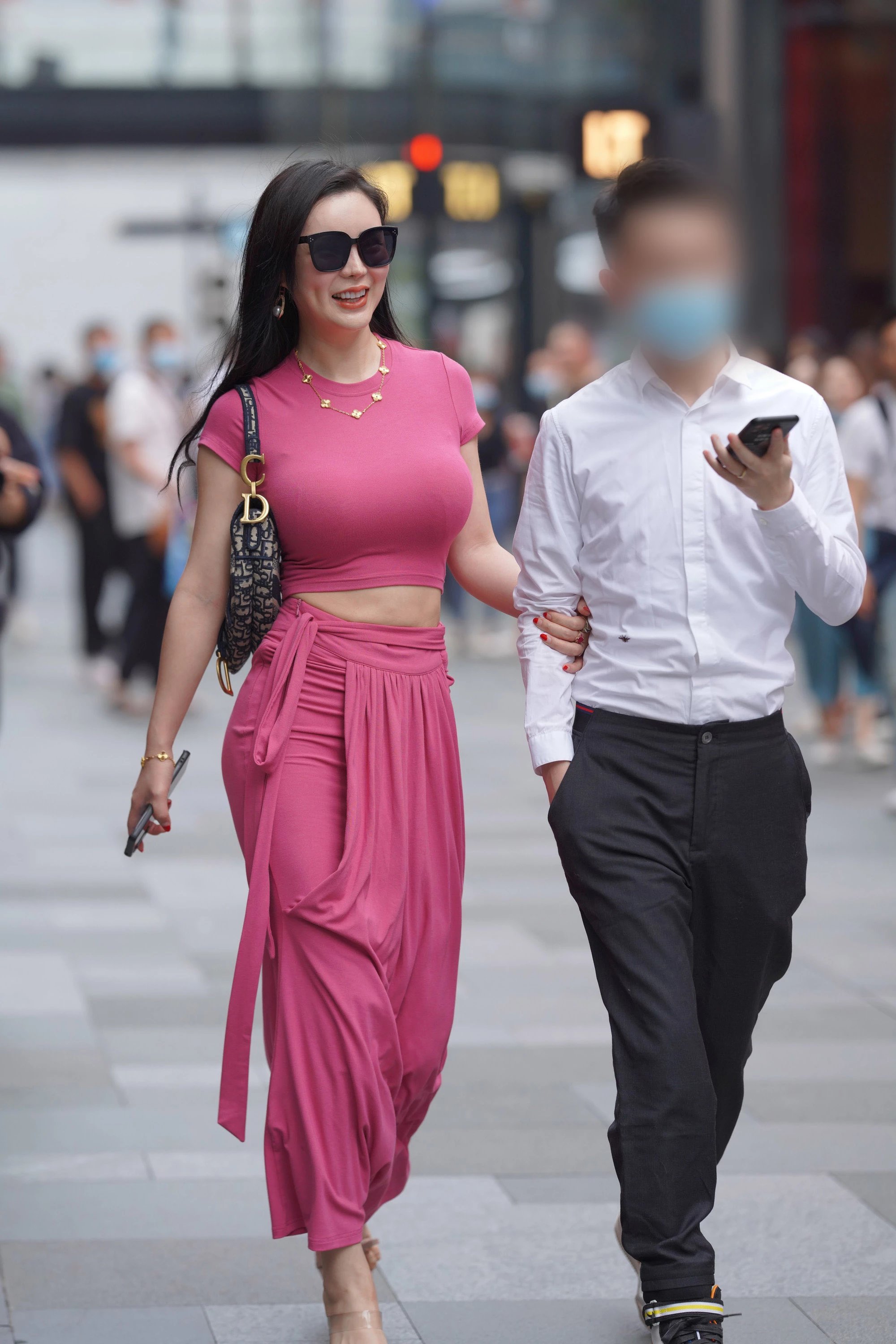  街拍鸭,魔镜街拍,裙装,人妻,街拍,写真套图,Yoko宅夏