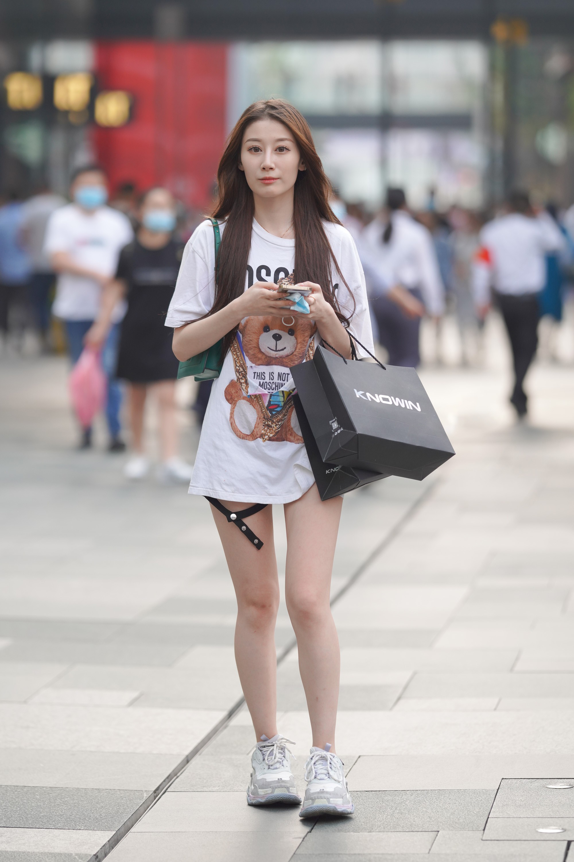  魔镜街拍,热裤,人妻,街拍,写真套图,会展会议系列