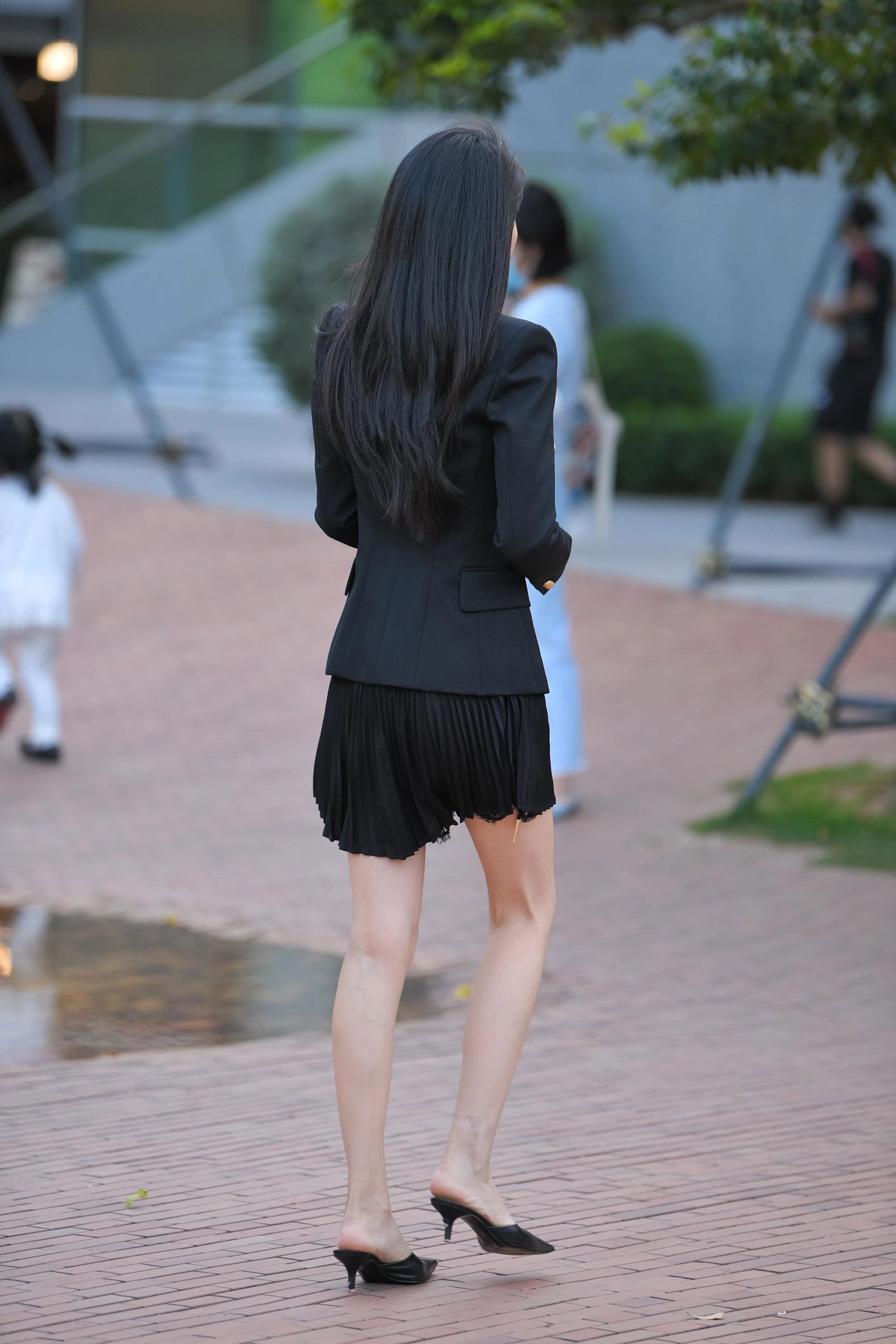  魔镜街拍,裙装,人妻,街拍,写真套图,织梦映像