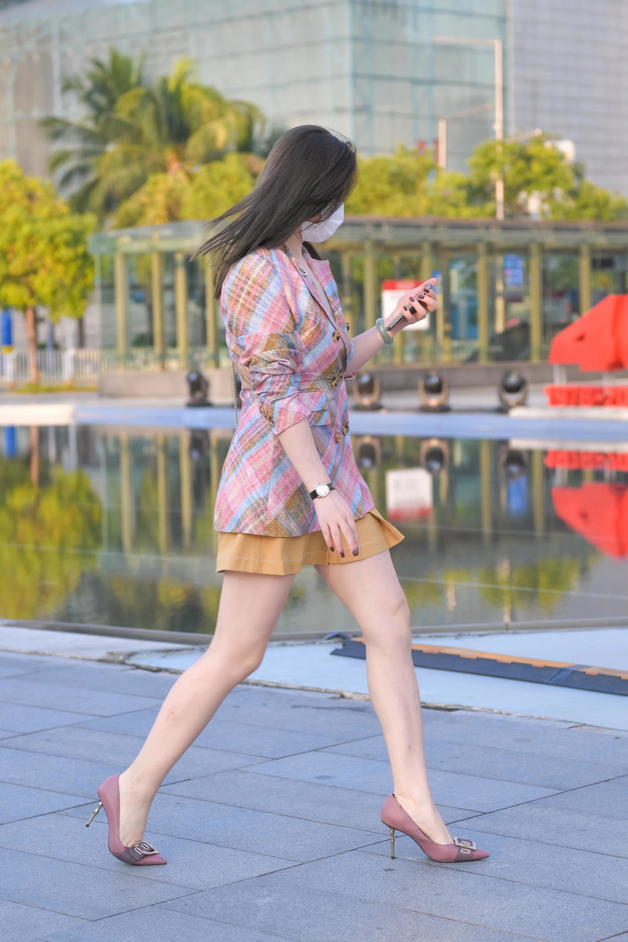  魔镜街拍,裙装,熟女,街拍,写真套图,盛唐CLUB