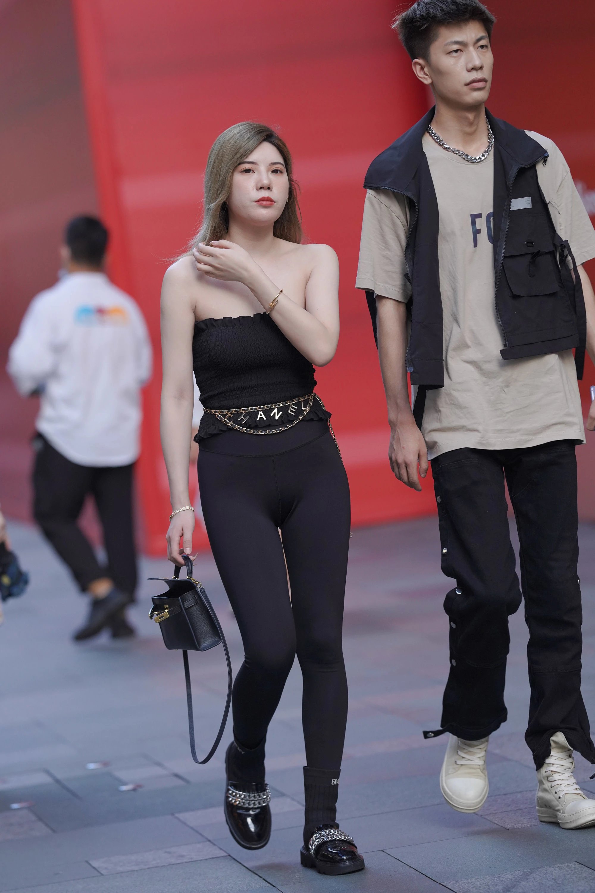  魔镜街拍,,人妻,街拍,写真套图,Ely_eee