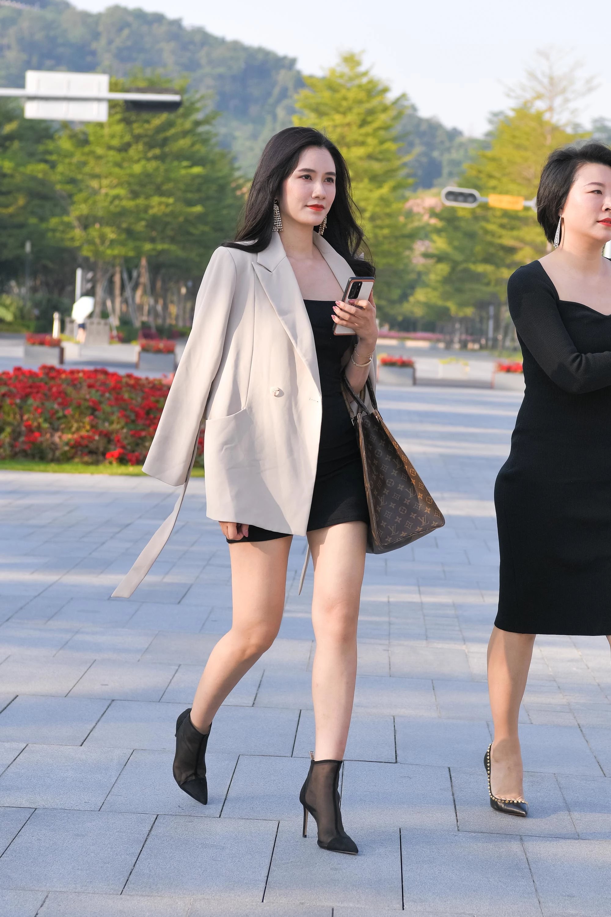  魔镜街拍,裙装,人妻,街拍,写真套图,DISI第四印象