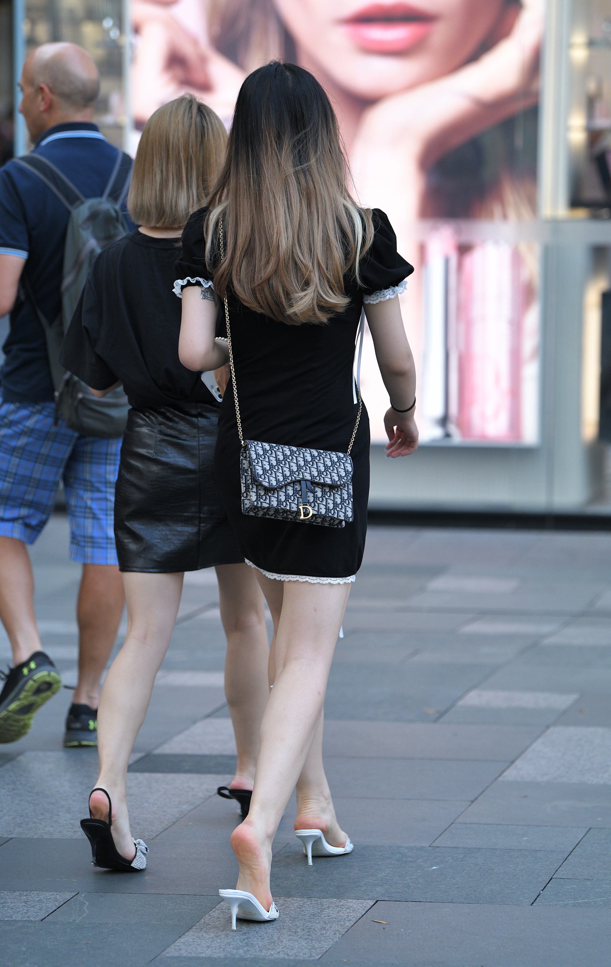  魔镜街拍,裙装,小姐姐,街拍,写真套图,最爱帆布鞋