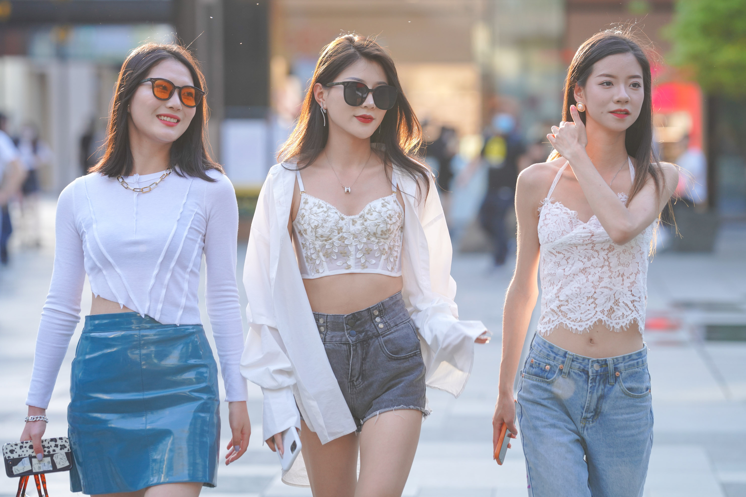  魔镜街拍,热裤,裙装,少妇,街拍,写真套图,森萝财团