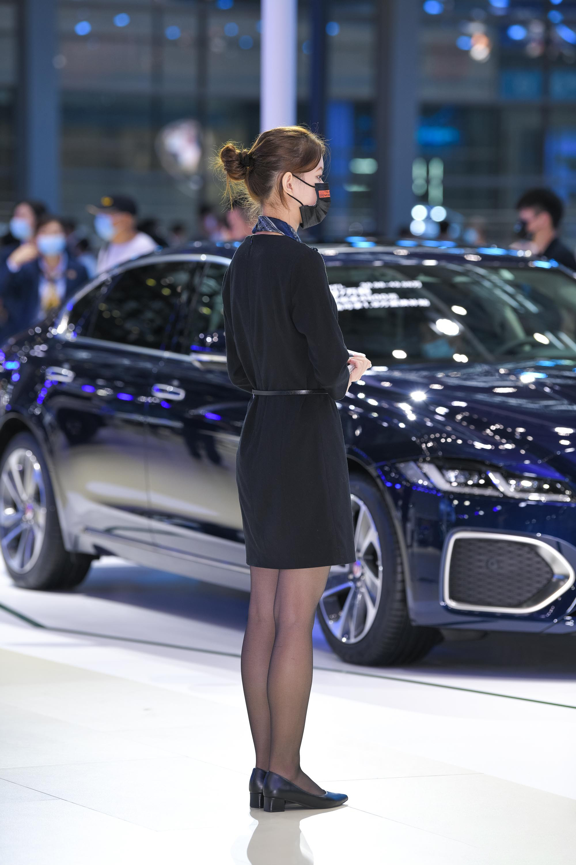  魔镜街拍,丝袜,裙装,展会,人妻,街拍,写真套图,凛子酱