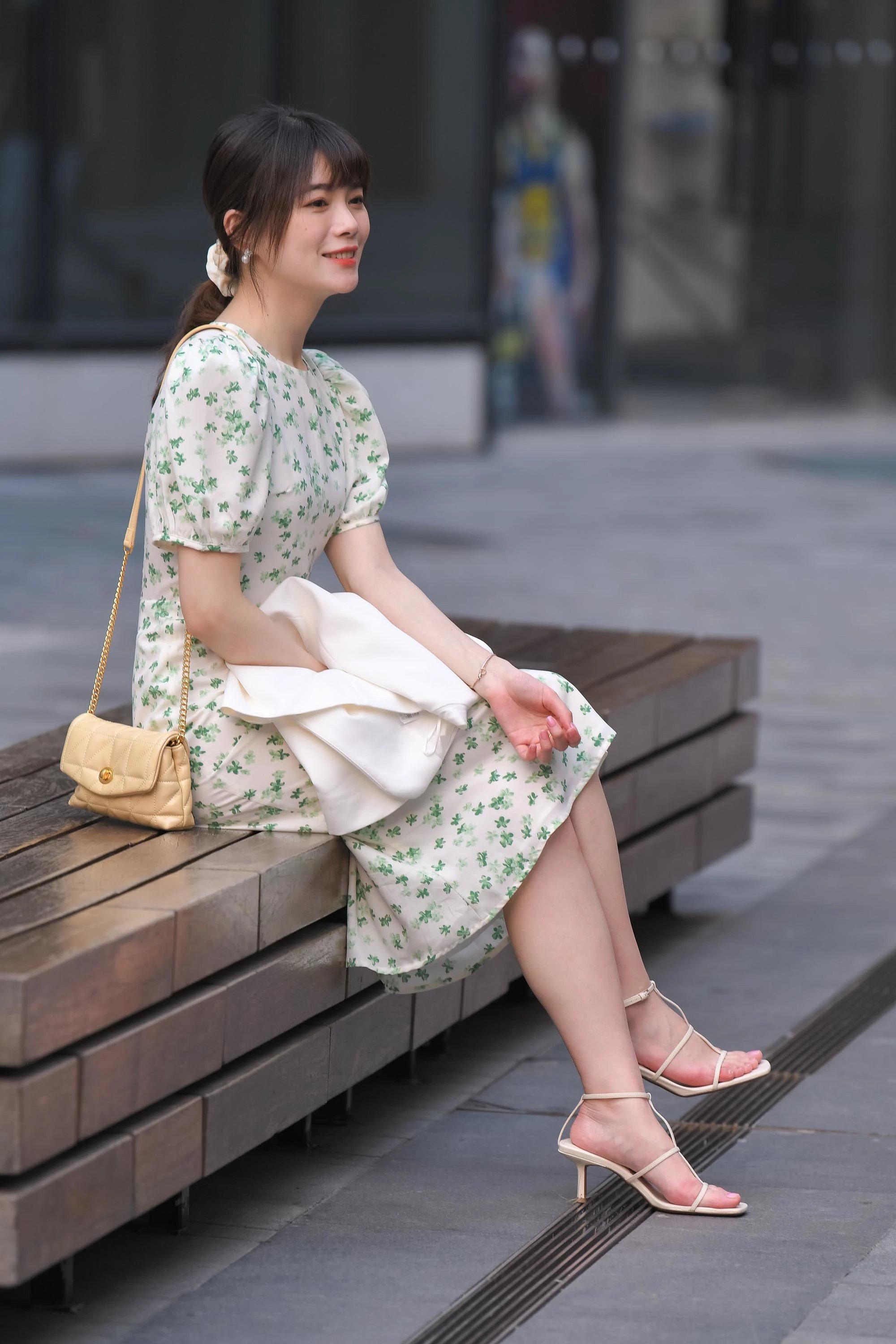  魔镜街拍,裙装,人妻,街拍,写真套图,这个泡泡就是逊啦