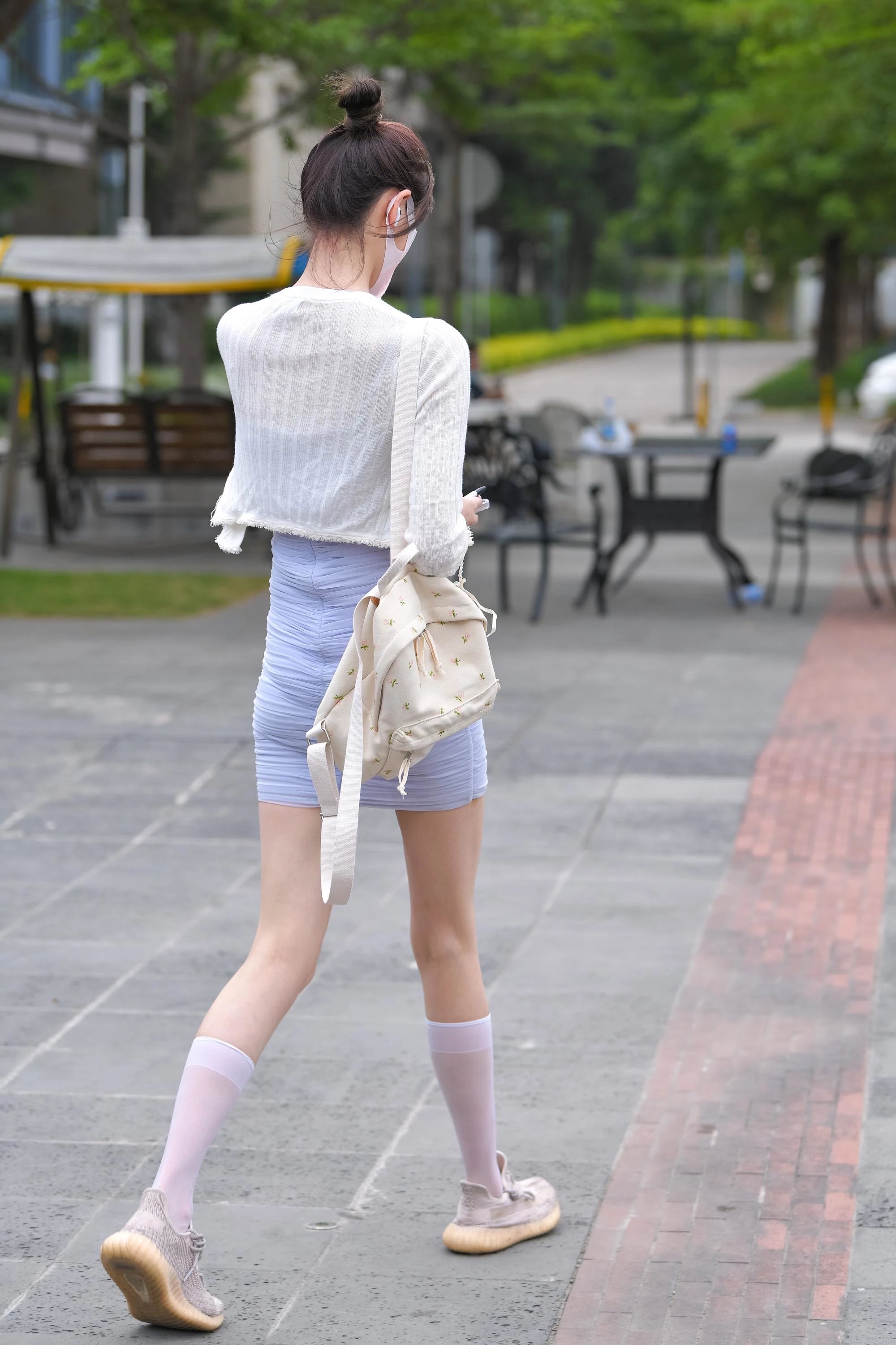  魔镜街拍,丝袜,裙装,人妻,街拍,写真套图,Kitaro绮太郎