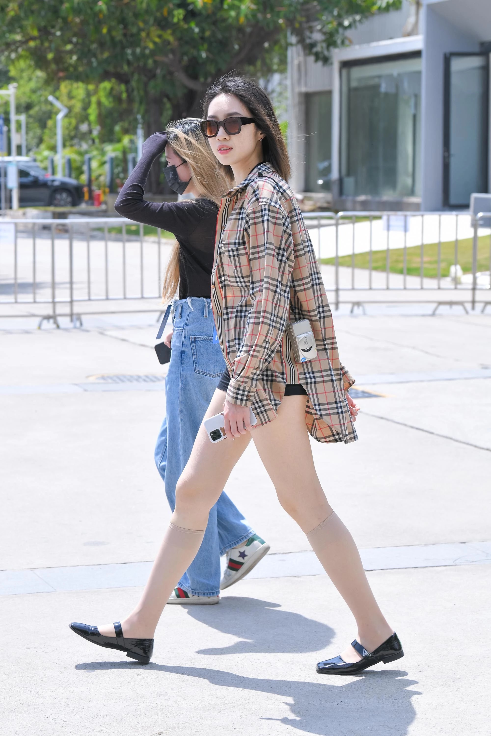 【J5048】半腿肉丝美女