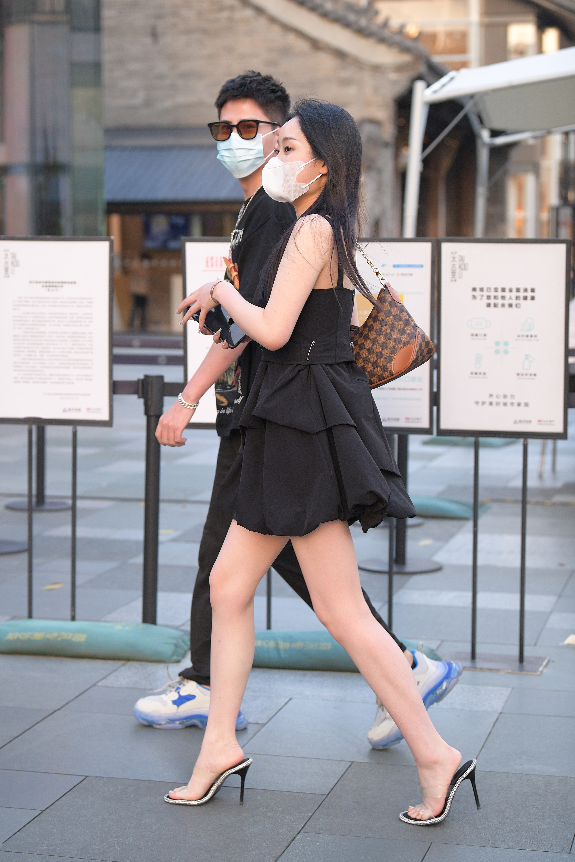  魔镜街拍,裙装,熟女,街拍,写真套图,面饼仙儿