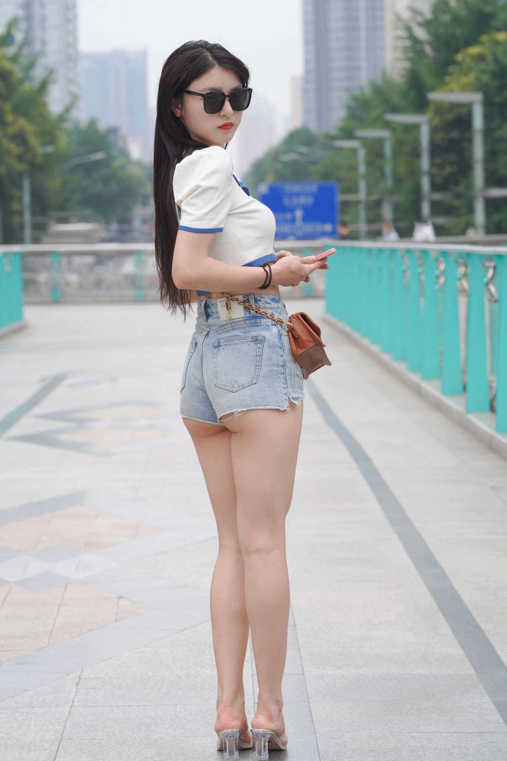  街拍鸭,魔镜街拍,街拍第一站,热裤,美女,街拍,写真套图,NinJa阿寨寨