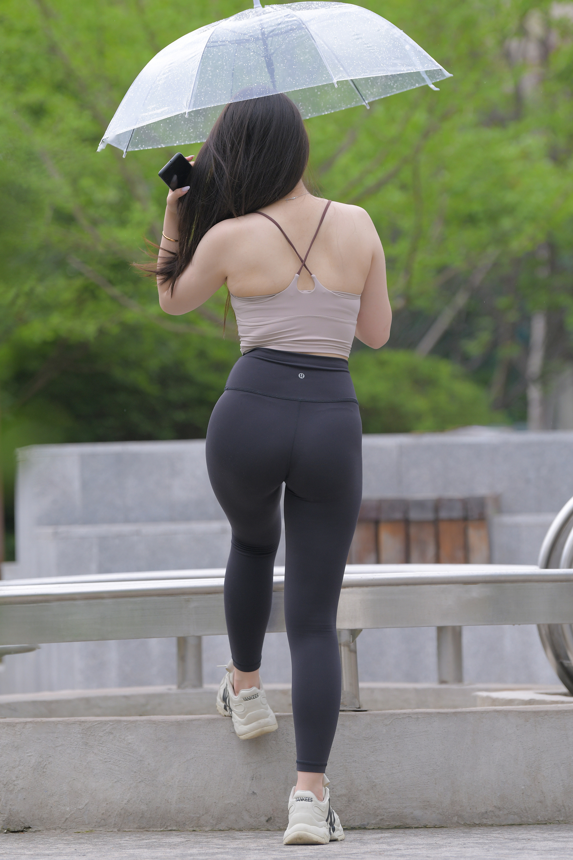  街拍鸭,魔镜街拍,街拍第一站,紧身裤,美女,街拍,写真套图,萌甜物语